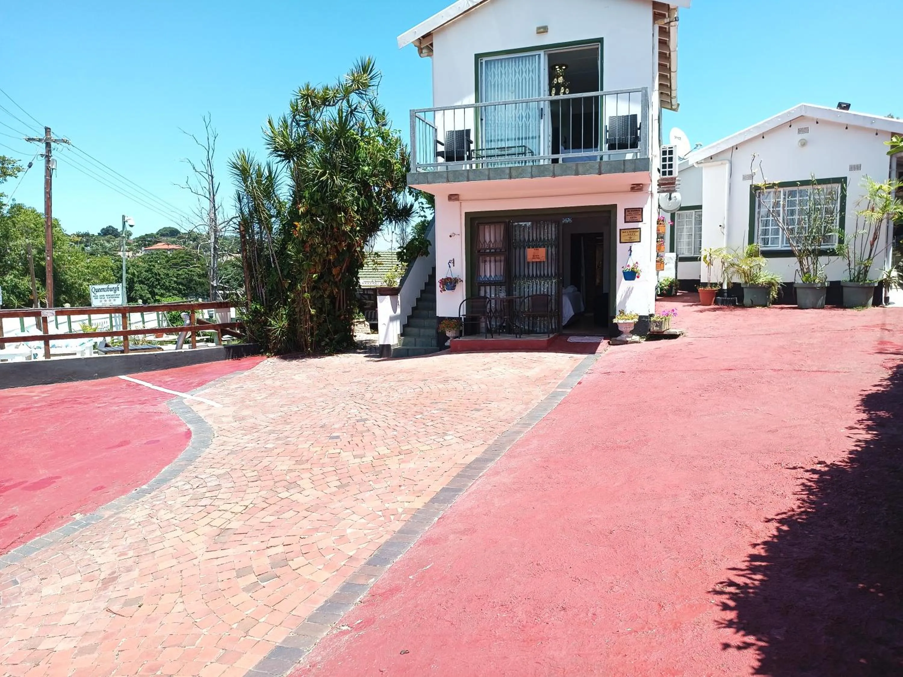 Parking in Queensburgh B&B or Self Catering