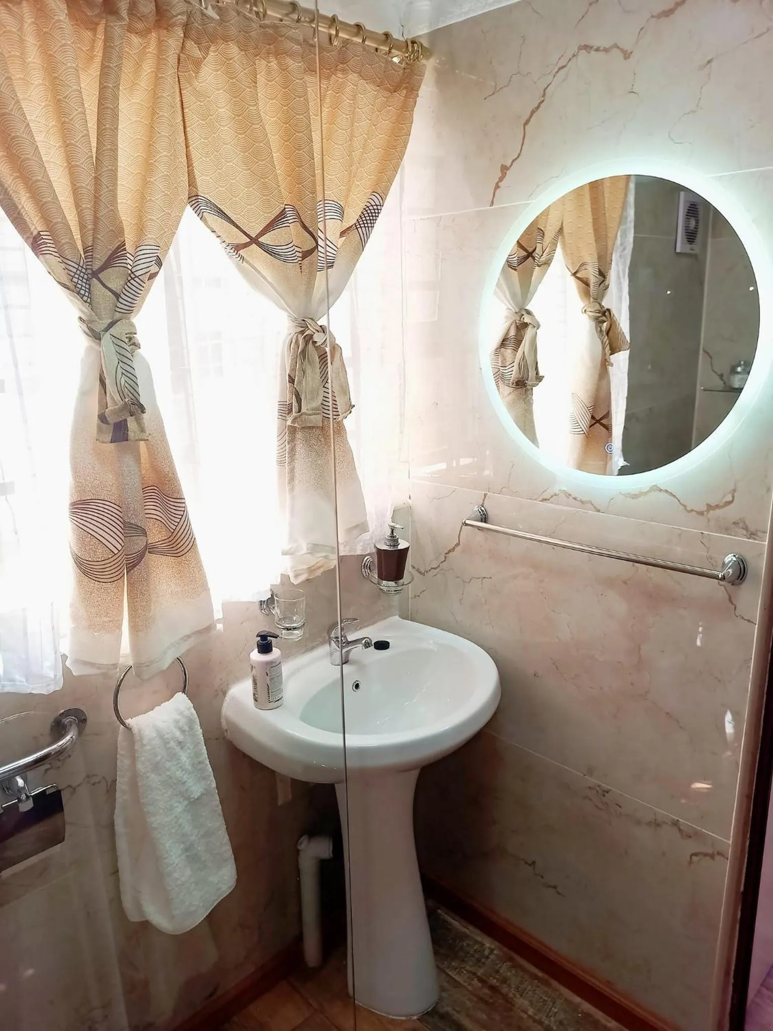 Bathroom in Queensburgh B&B or Self Catering