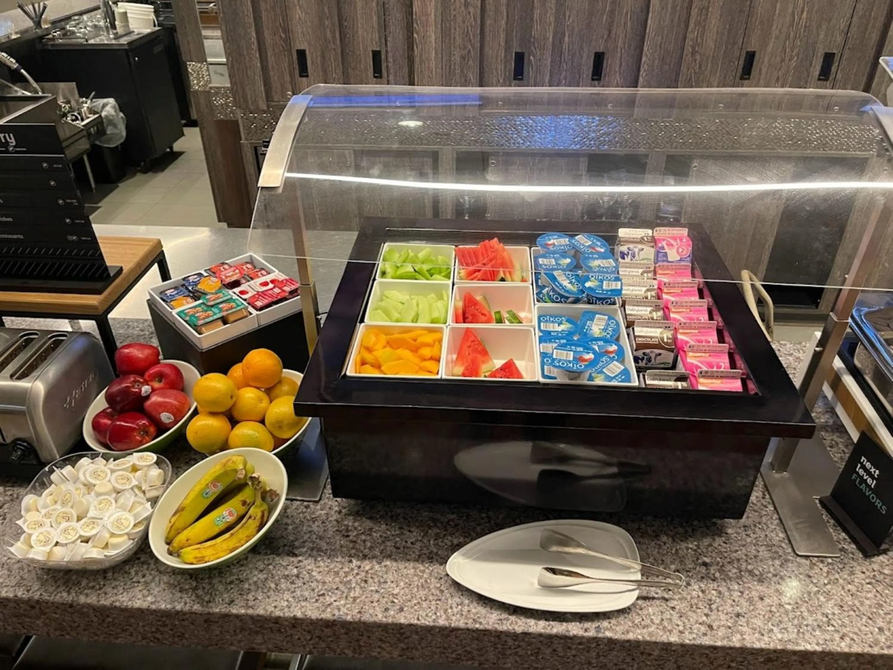 Breakfast in Holiday Inn Winnipeg-South by IHG