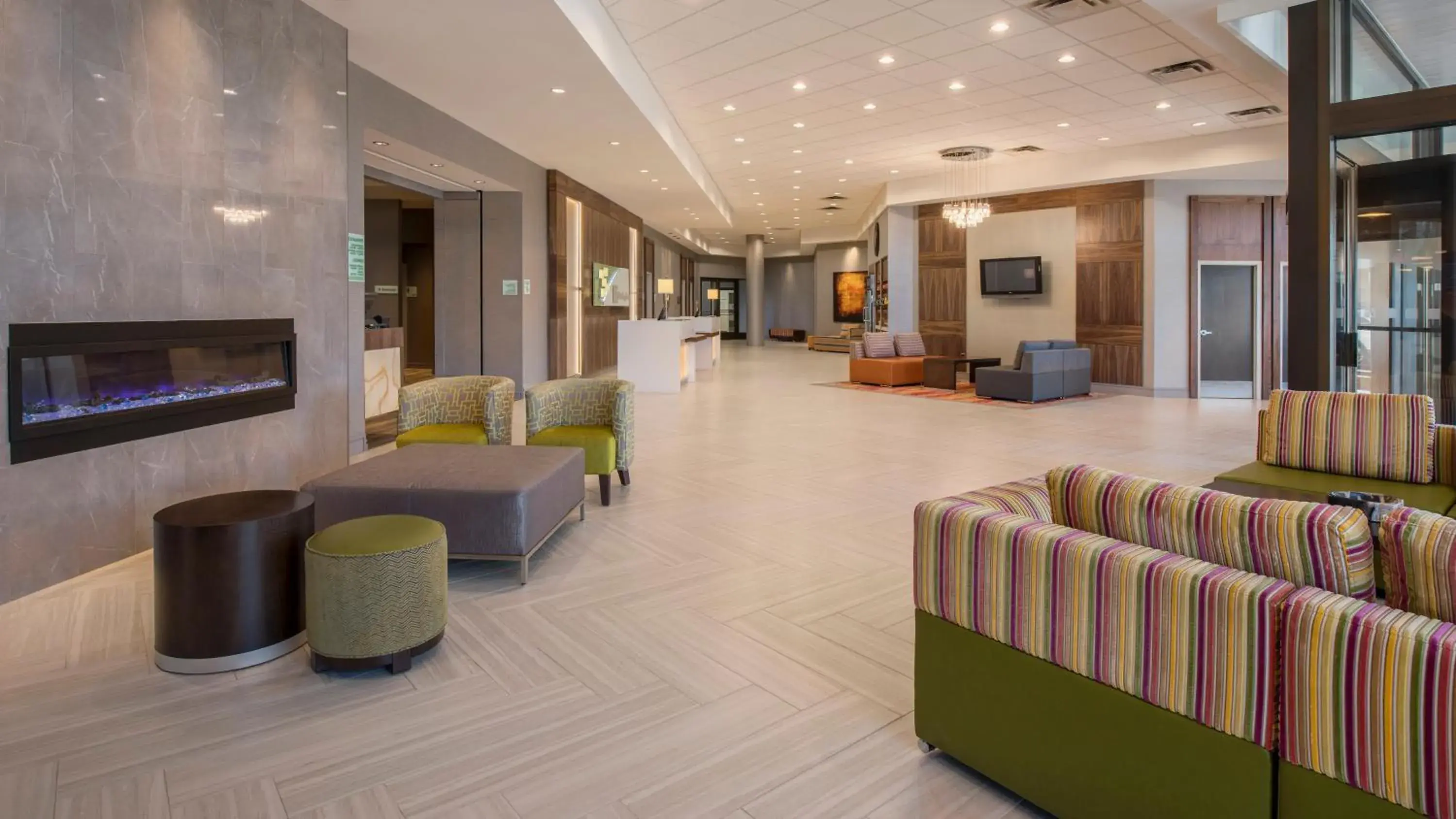 Property building in Holiday Inn Winnipeg-South by IHG Property building in Holiday Inn Winnipeg-South by IHG