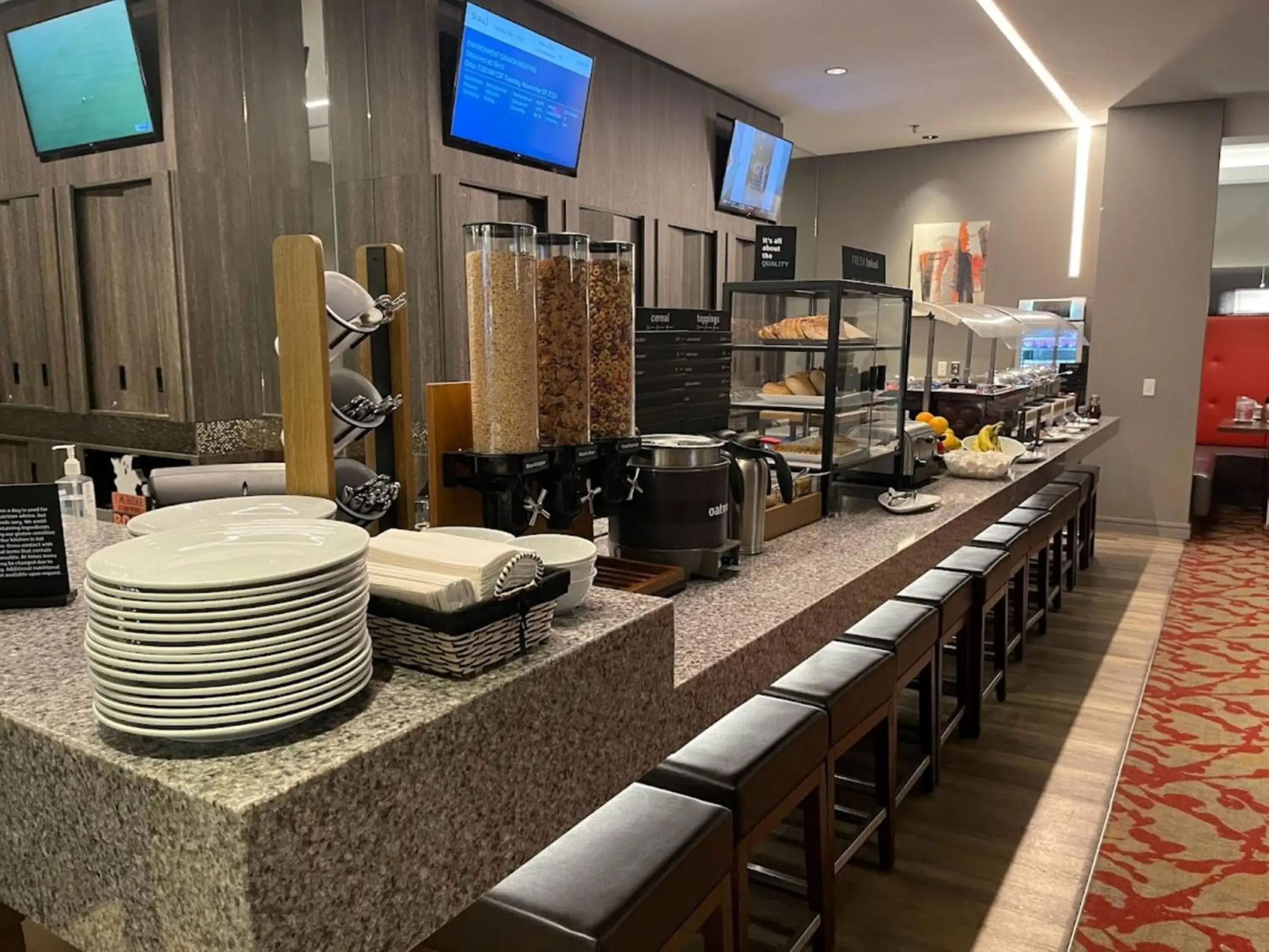 Breakfast in Holiday Inn Winnipeg-South by IHG Breakfast in Holiday Inn Winnipeg-South by IHG