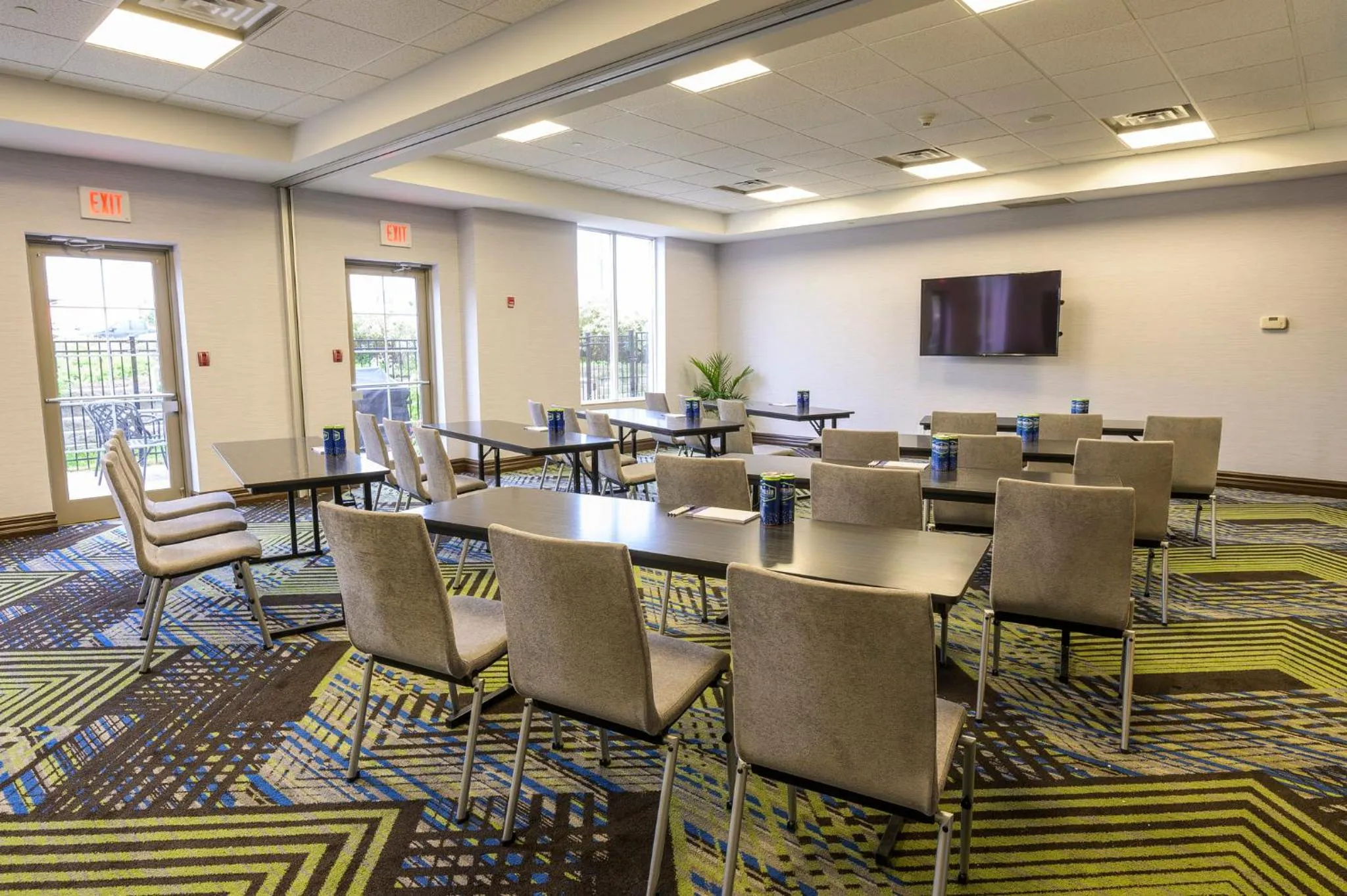 Meeting/conference room in Holiday Inn Express Hotel & Suites North Bay by IHG