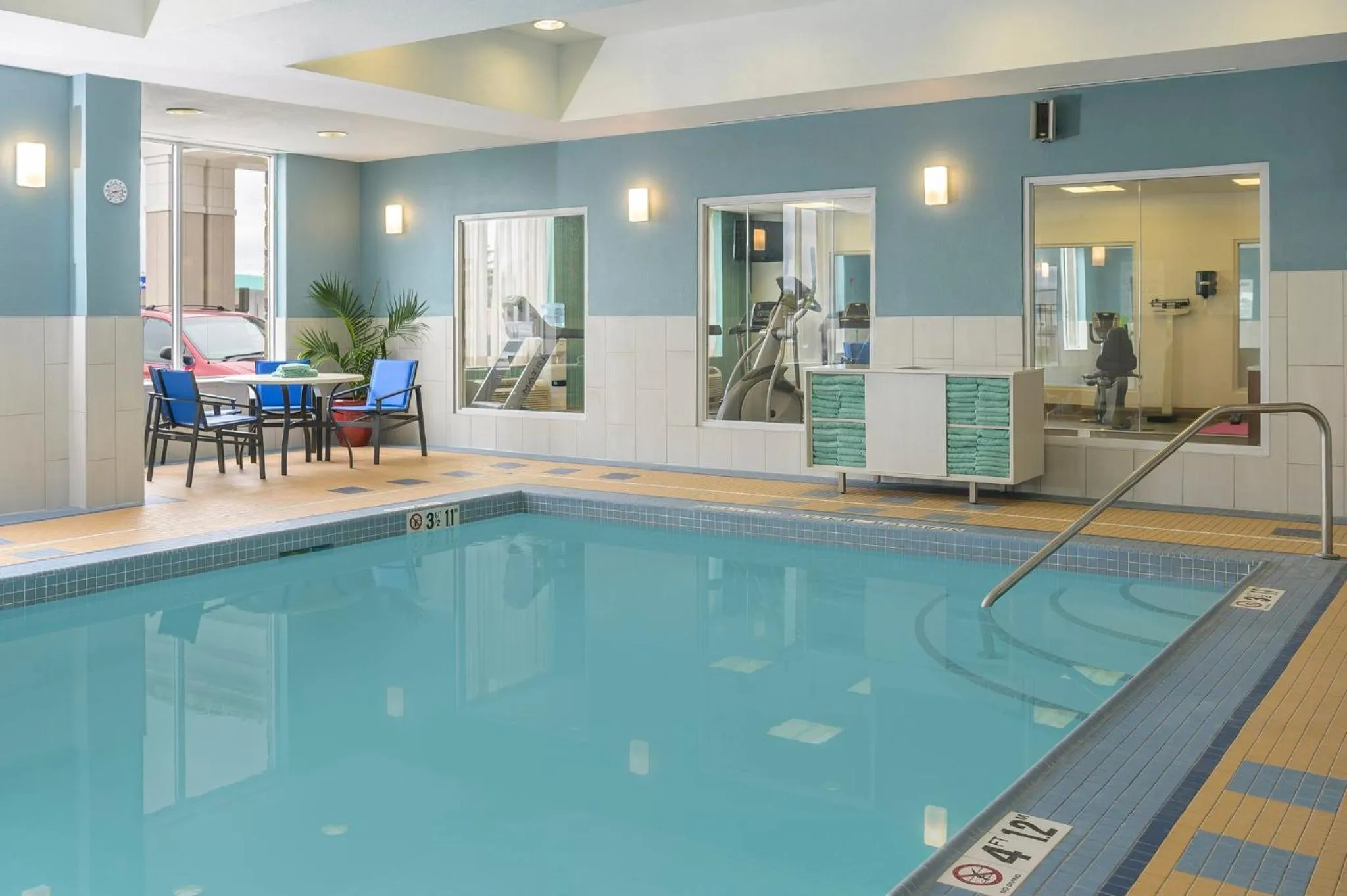 Swimming pool in Holiday Inn Express Hotel & Suites North Bay by IHG