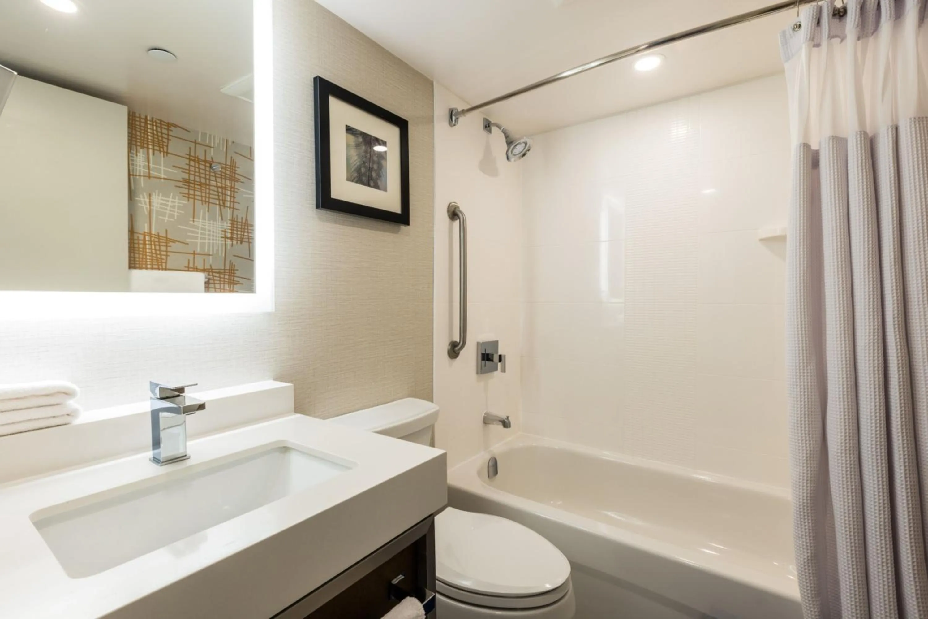 Bathroom in Crowne Plaza Toronto Airport by IHG