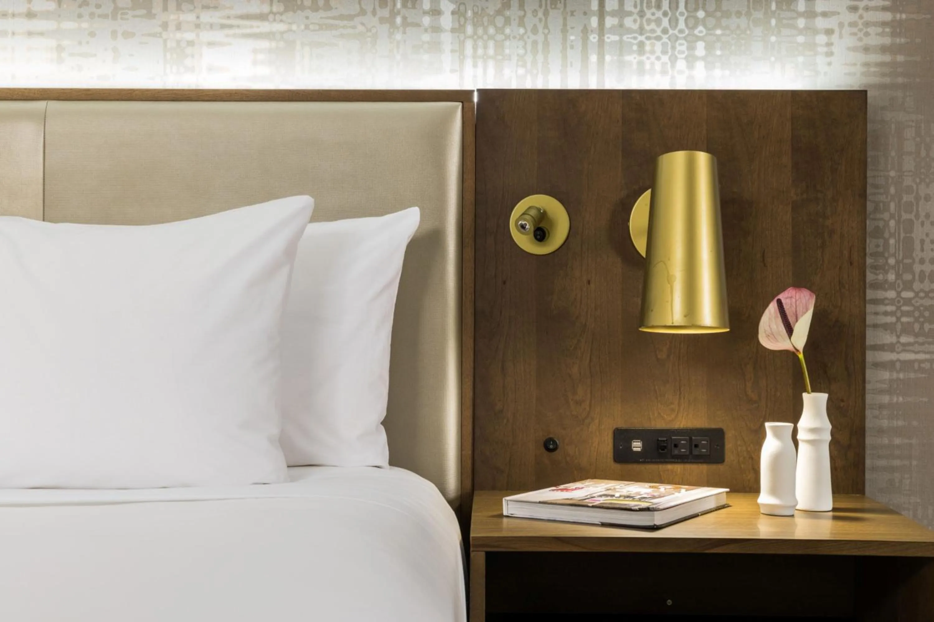 Photo of the whole room, Bed in Crowne Plaza Toronto Airport by IHG