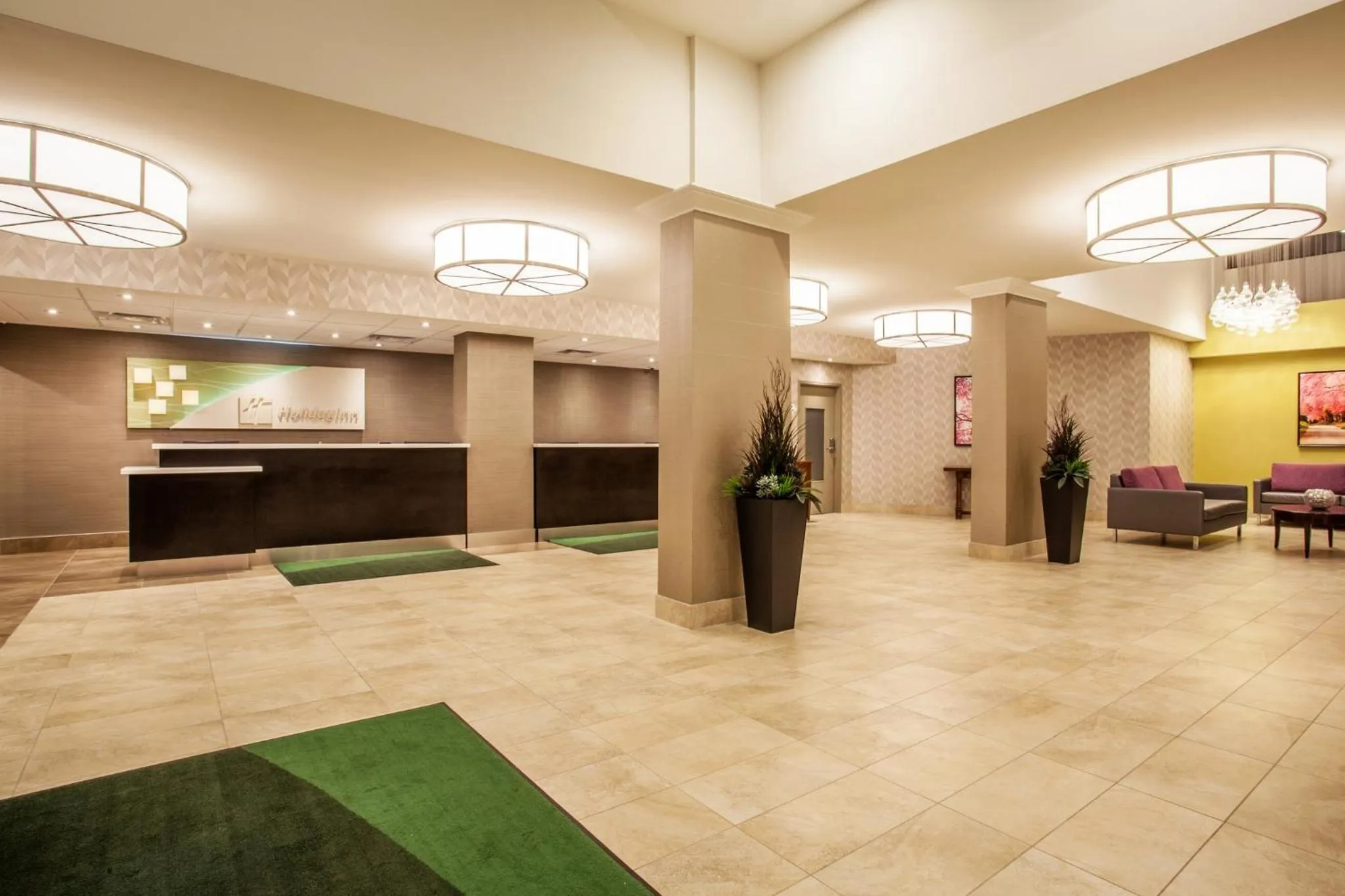 Property building in Holiday Inn Toronto International Airport by IHG