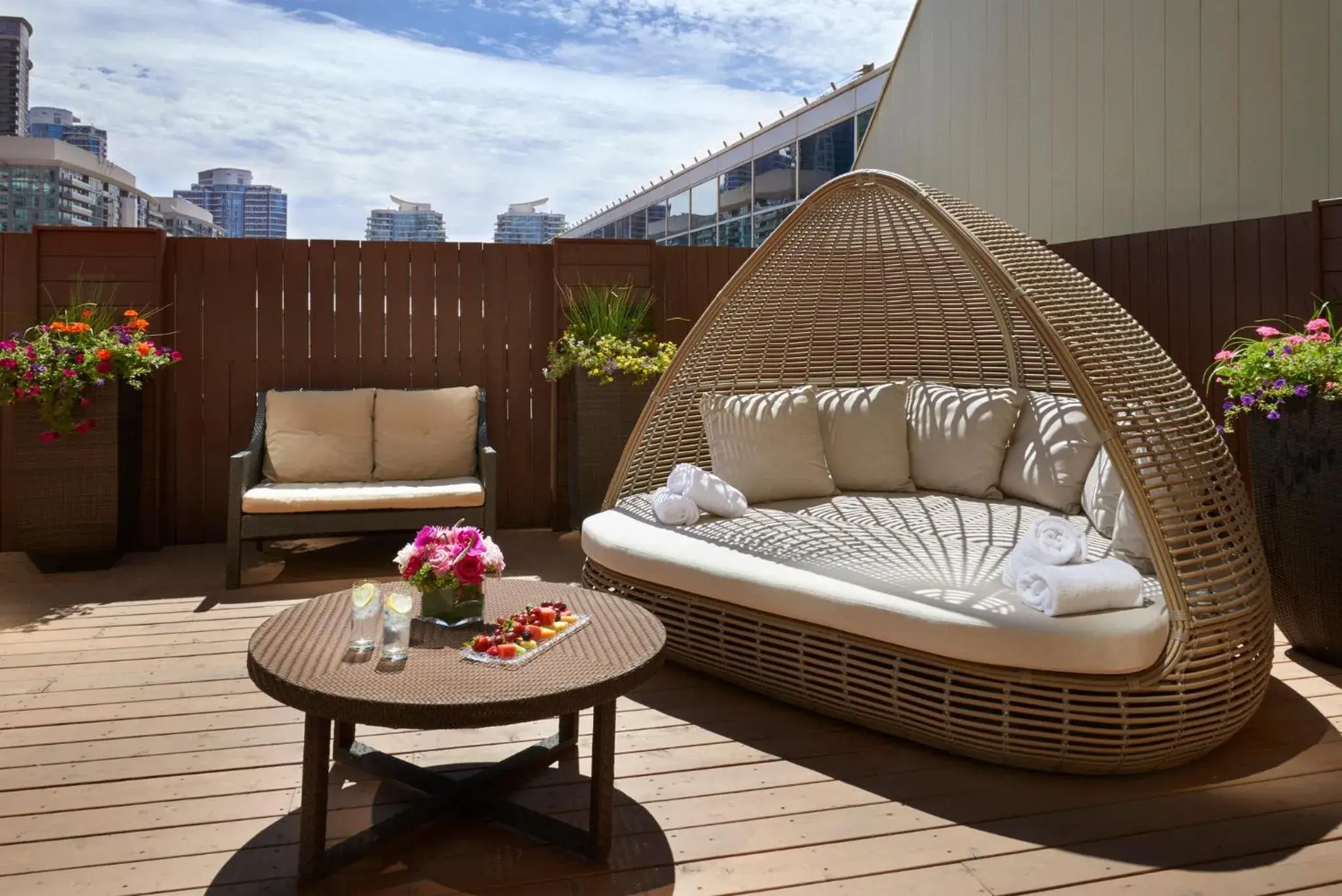 Spa and wellness centre/facilities in InterContinental Toronto Centre by IHG Spa and wellness centre/facilities in InterContinental Toronto Centre by IHG