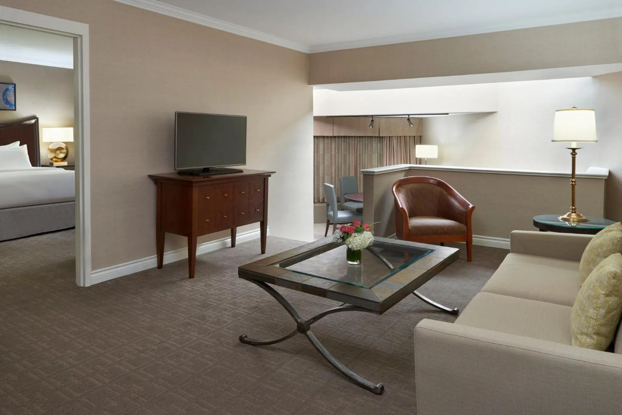Photo of the whole room, Bed in InterContinental Toronto Centre by IHG