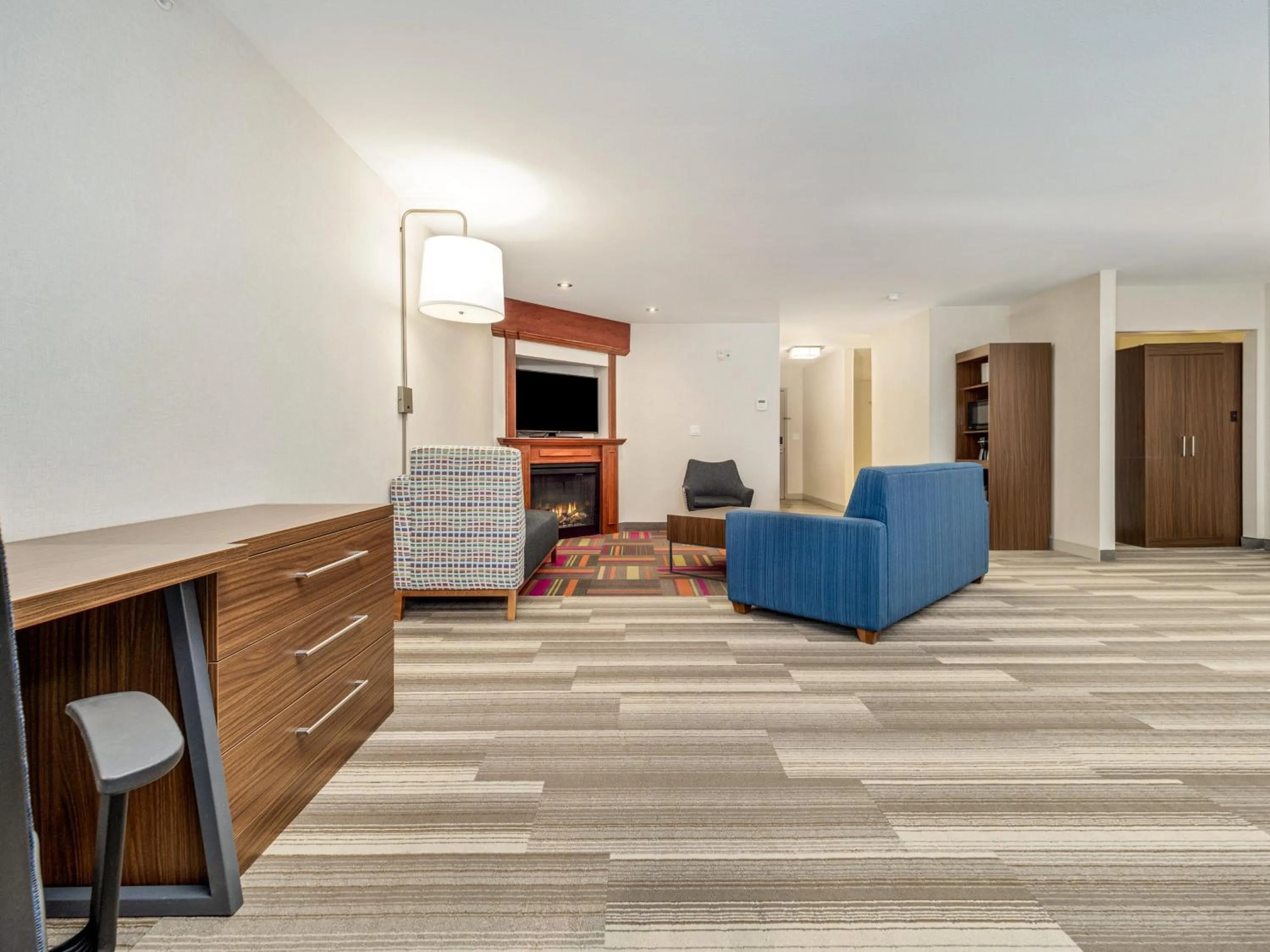 Photo of the whole room in Holiday Inn Express & Suites Medicine Hat by IHG