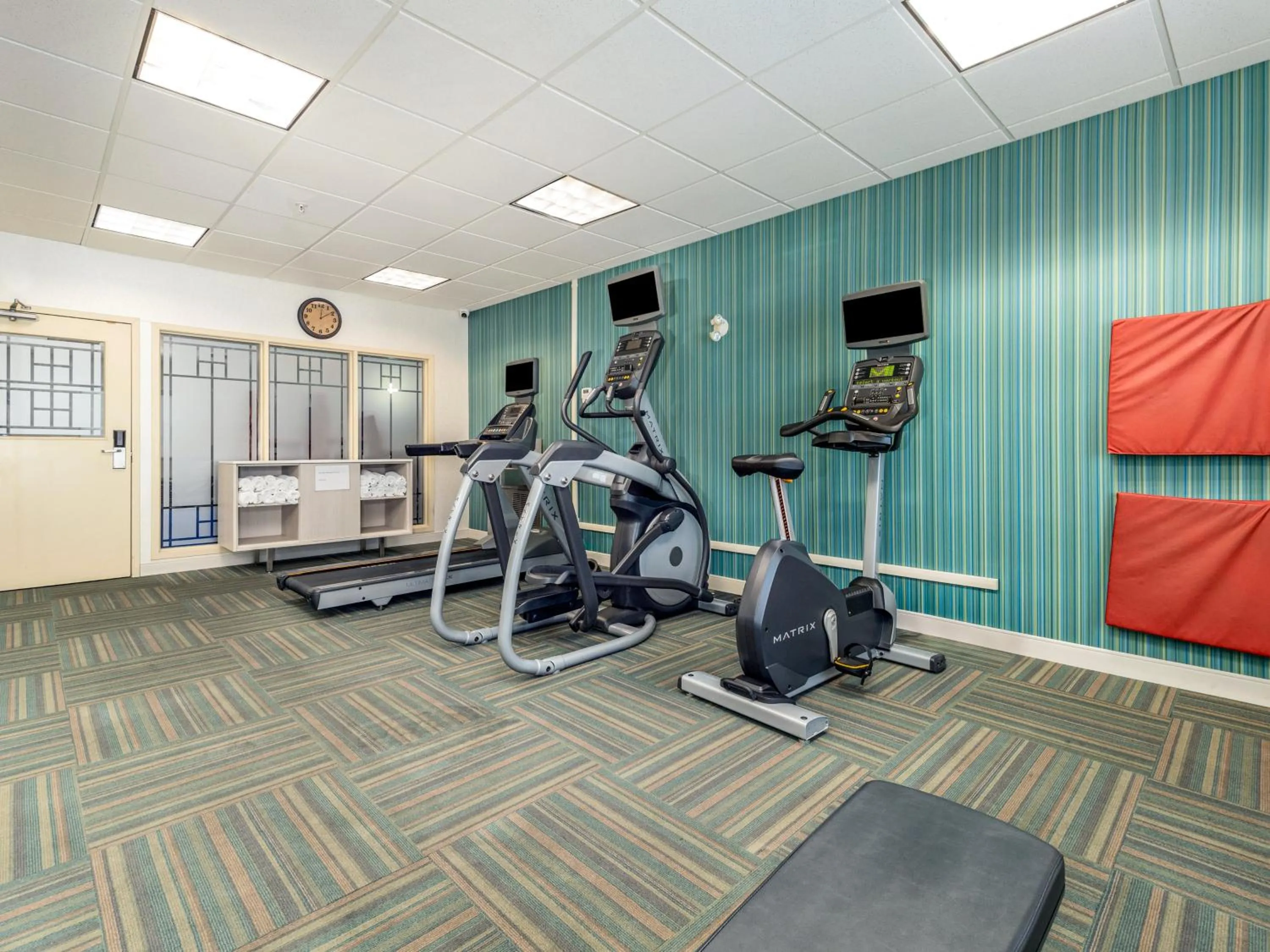 Spa and wellness centre/facilities in Holiday Inn Express & Suites Medicine Hat by IHG