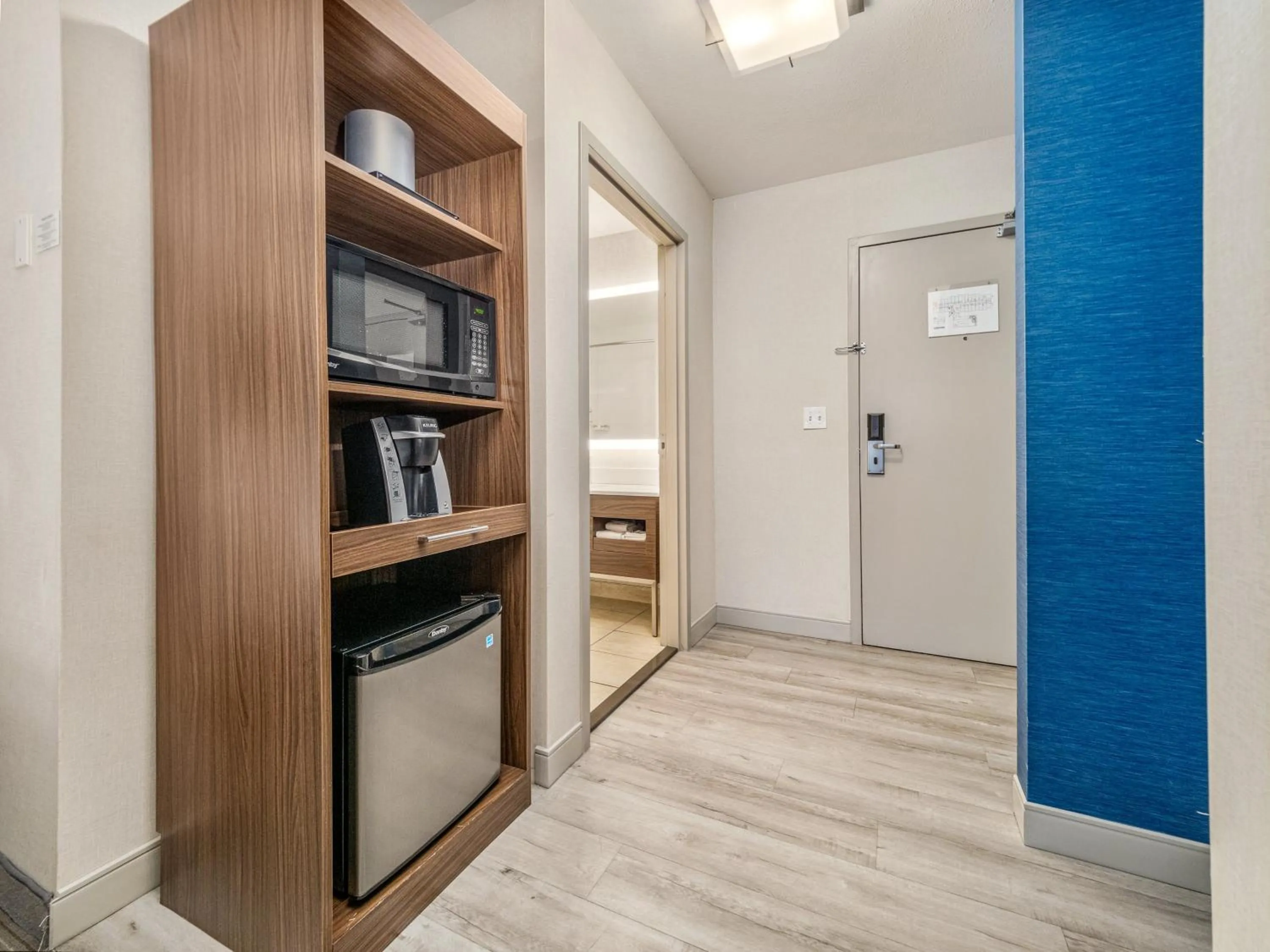 Photo of the whole room in Holiday Inn Express & Suites Medicine Hat by IHG