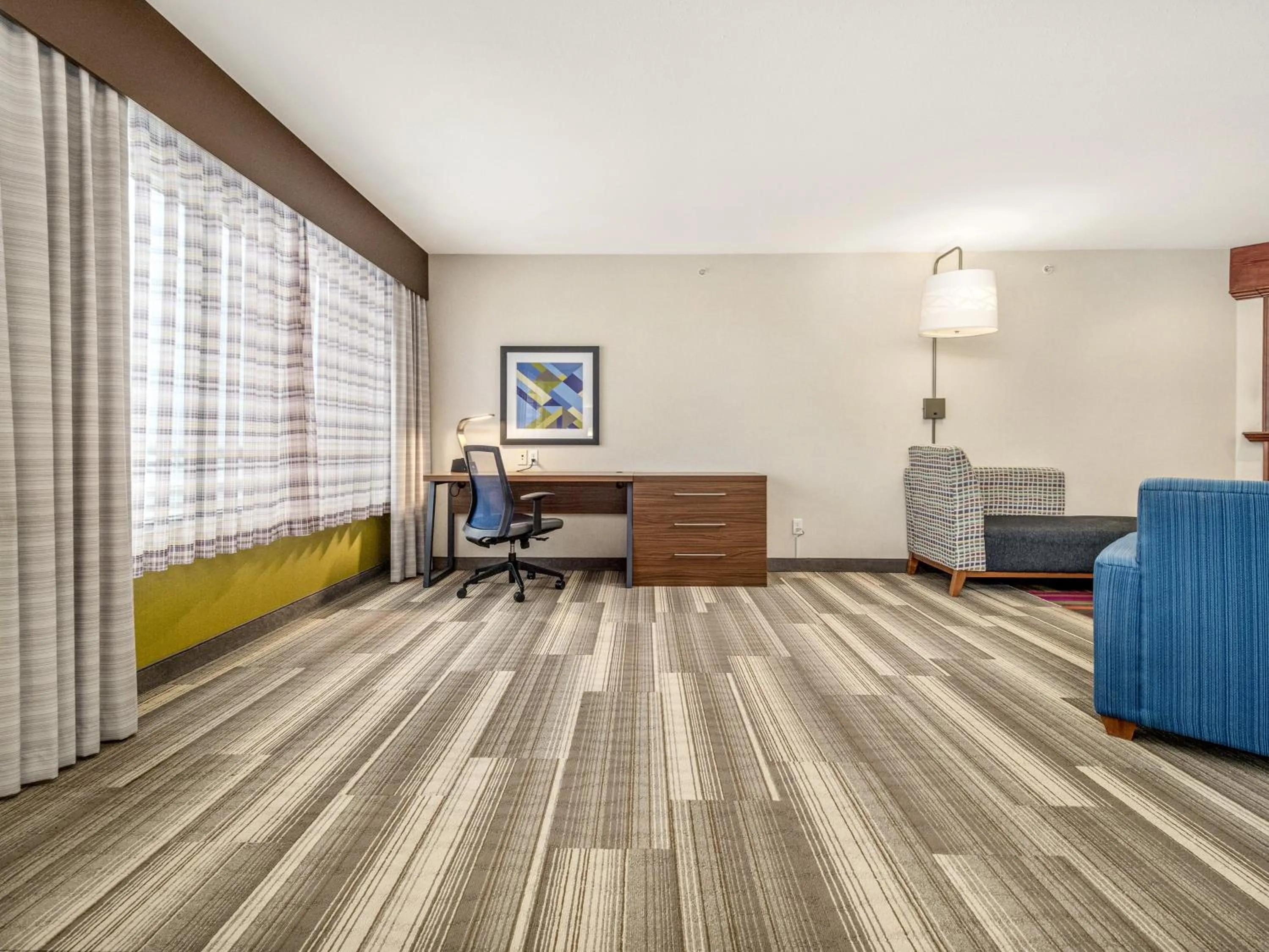 Photo of the whole room in Holiday Inn Express & Suites Medicine Hat by IHG