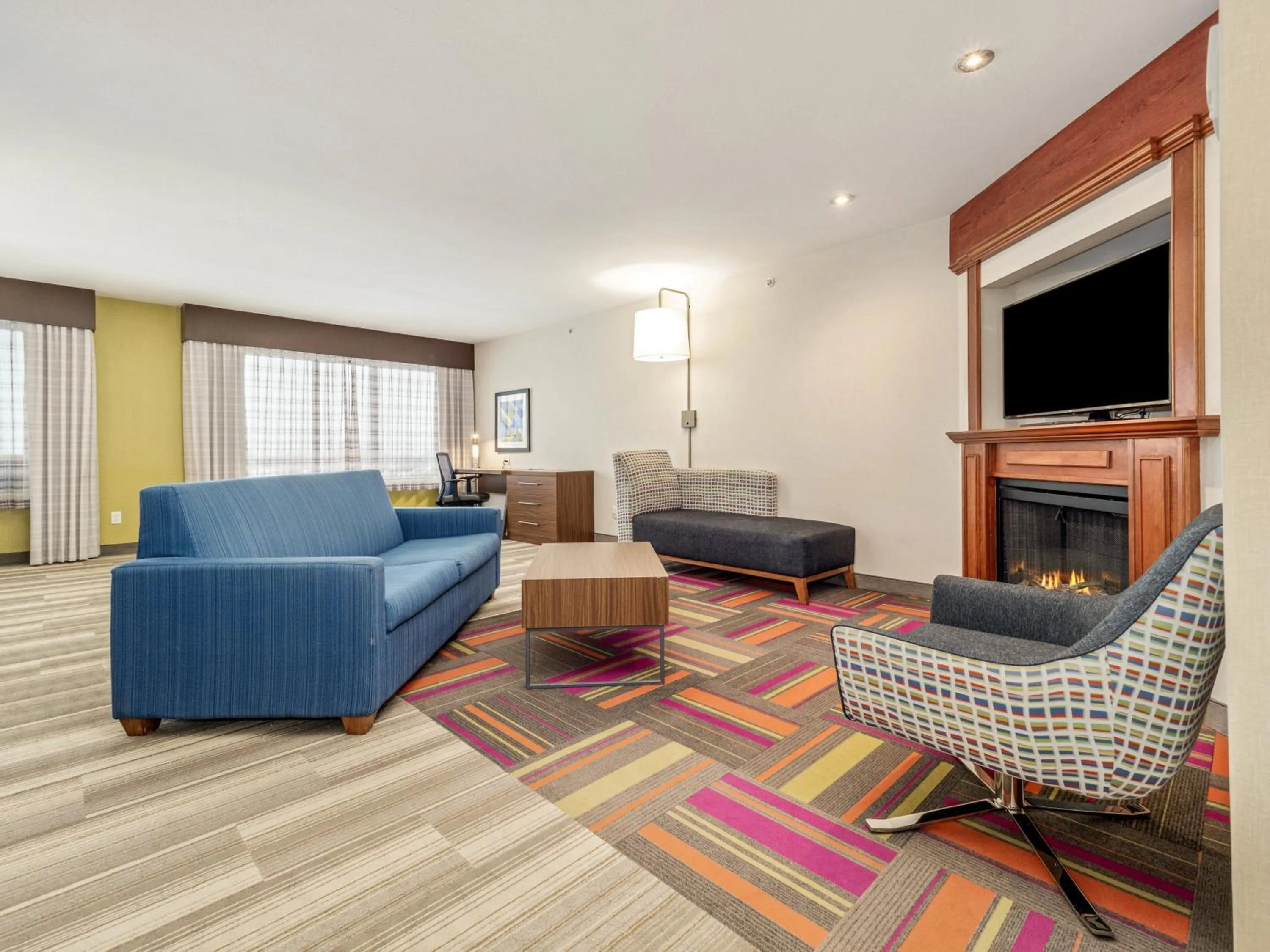 Photo of the whole room in Holiday Inn Express & Suites Medicine Hat by IHG