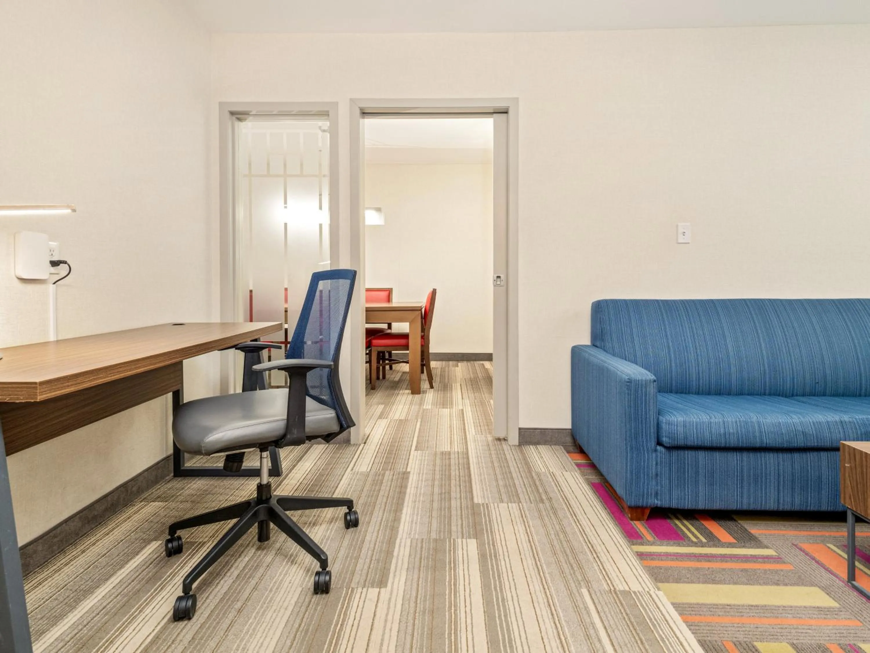 Photo of the whole room in Holiday Inn Express & Suites Medicine Hat by IHG
