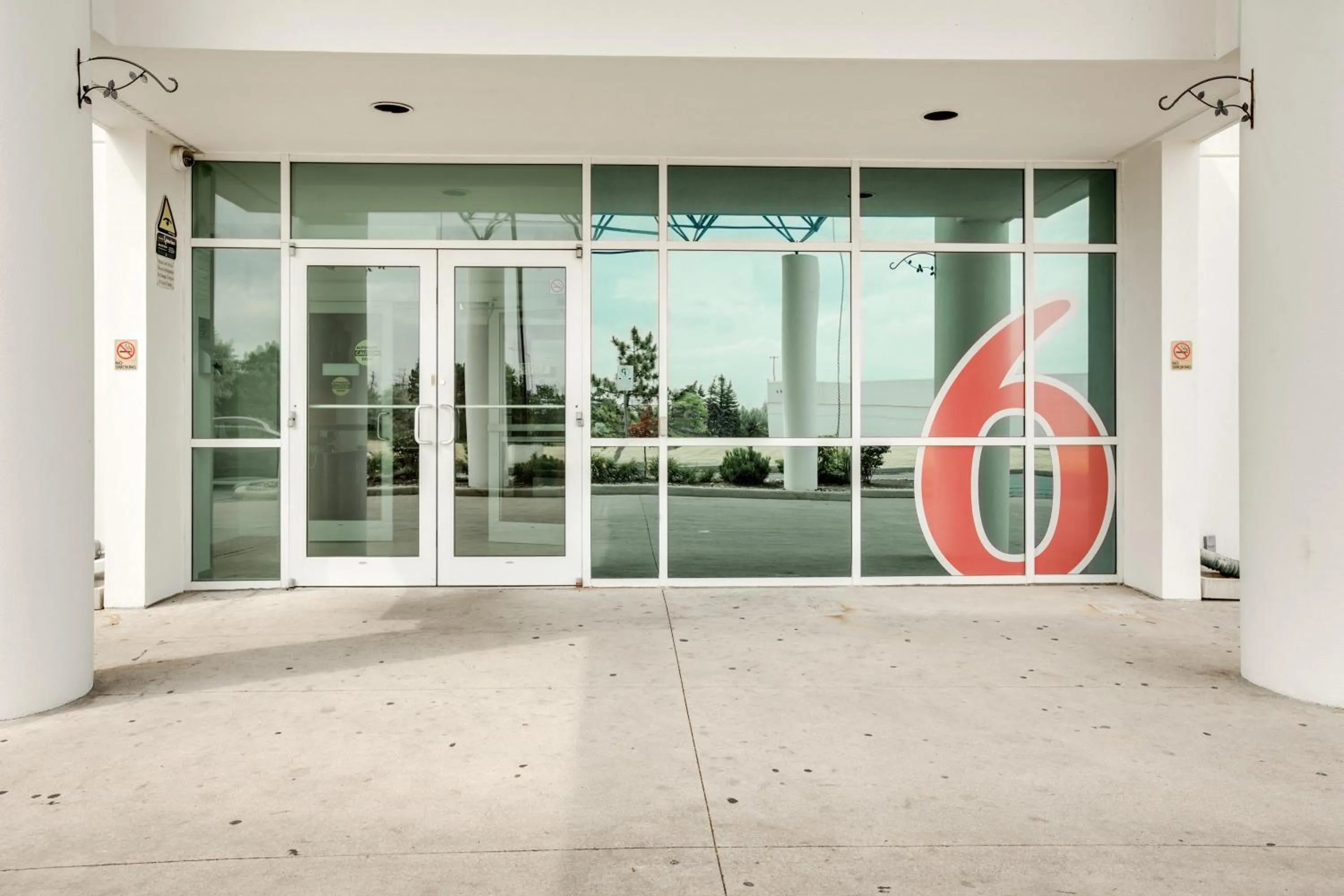 Facade/entrance in Motel 6-Brampton, ON - Toronto