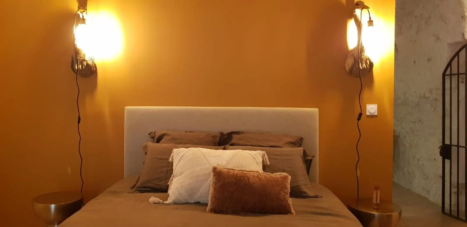 Les Troglos de la Tufolière