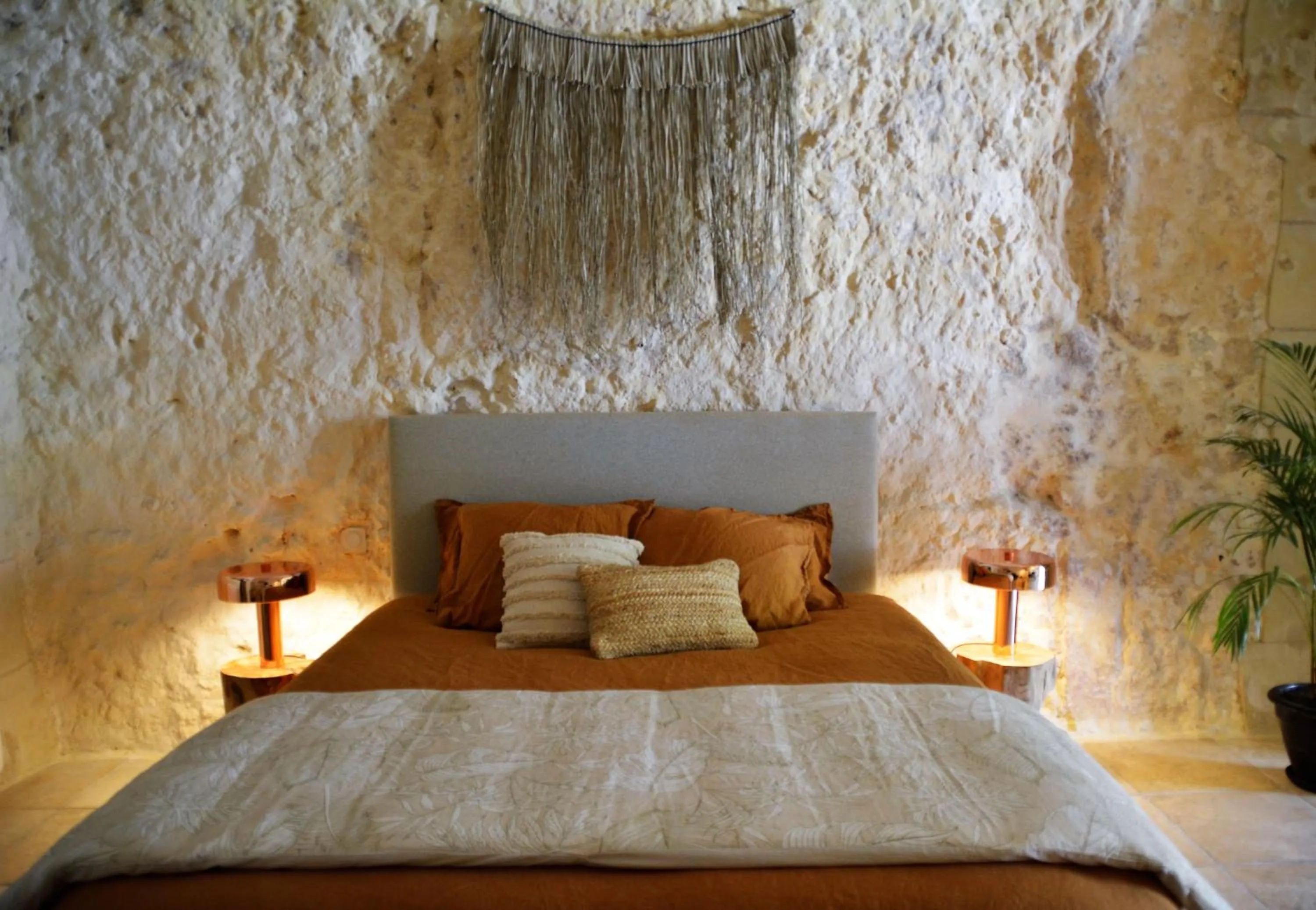 Les Troglos de la Tufolière