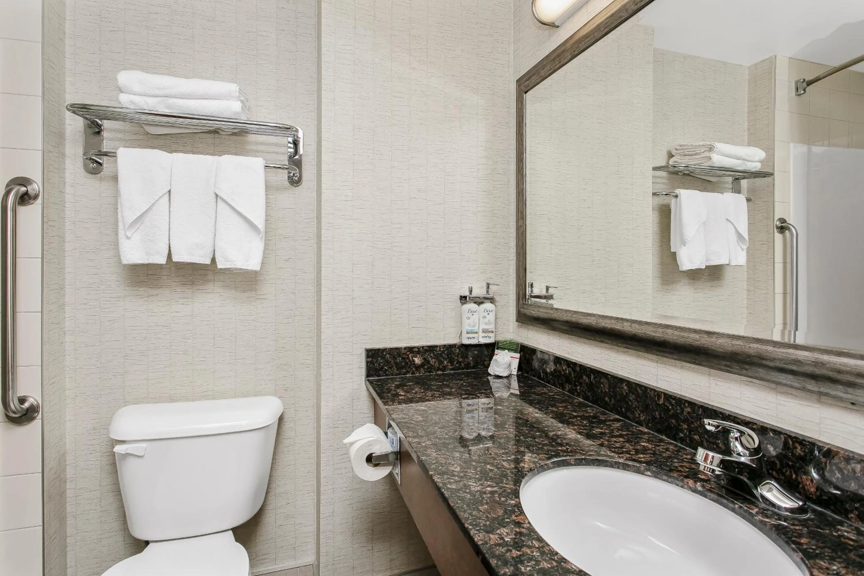 Holiday Inn & Suites Lloydminster by IHG