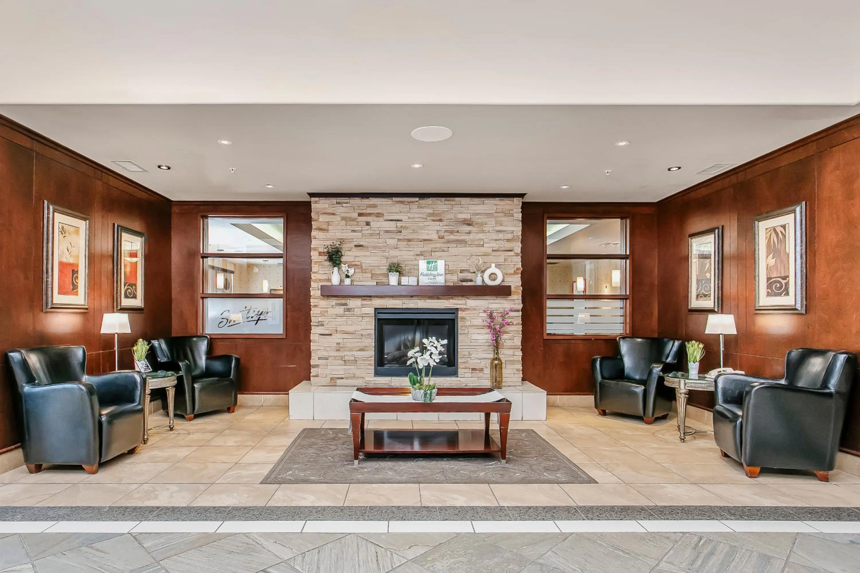 Holiday Inn & Suites Lloydminster by IHG