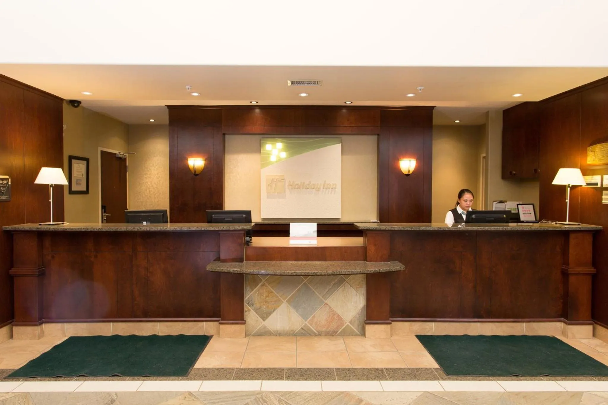 Property building in Holiday Inn & Suites Lloydminster by IHG