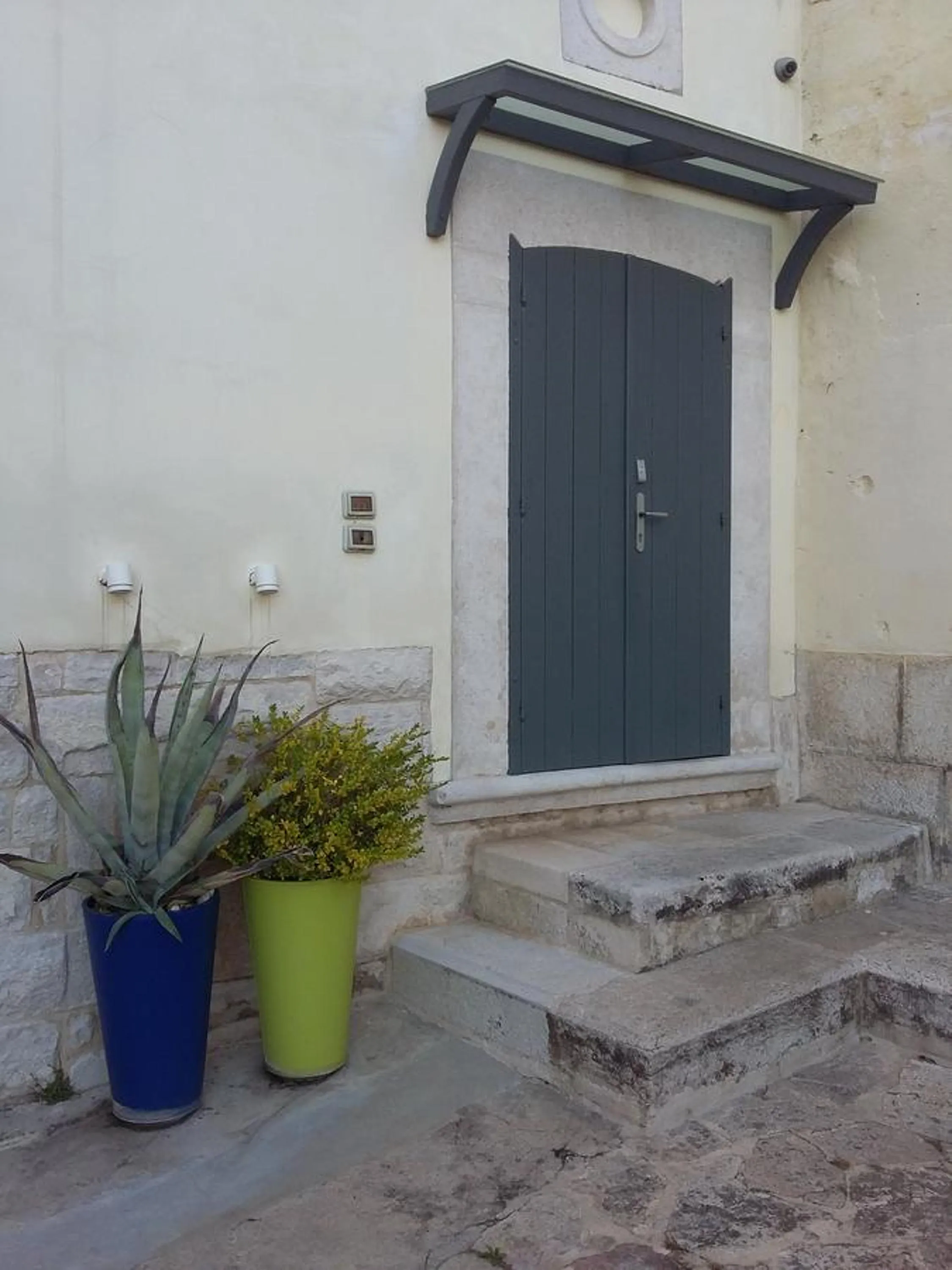 Facade/entrance in Arté Andria