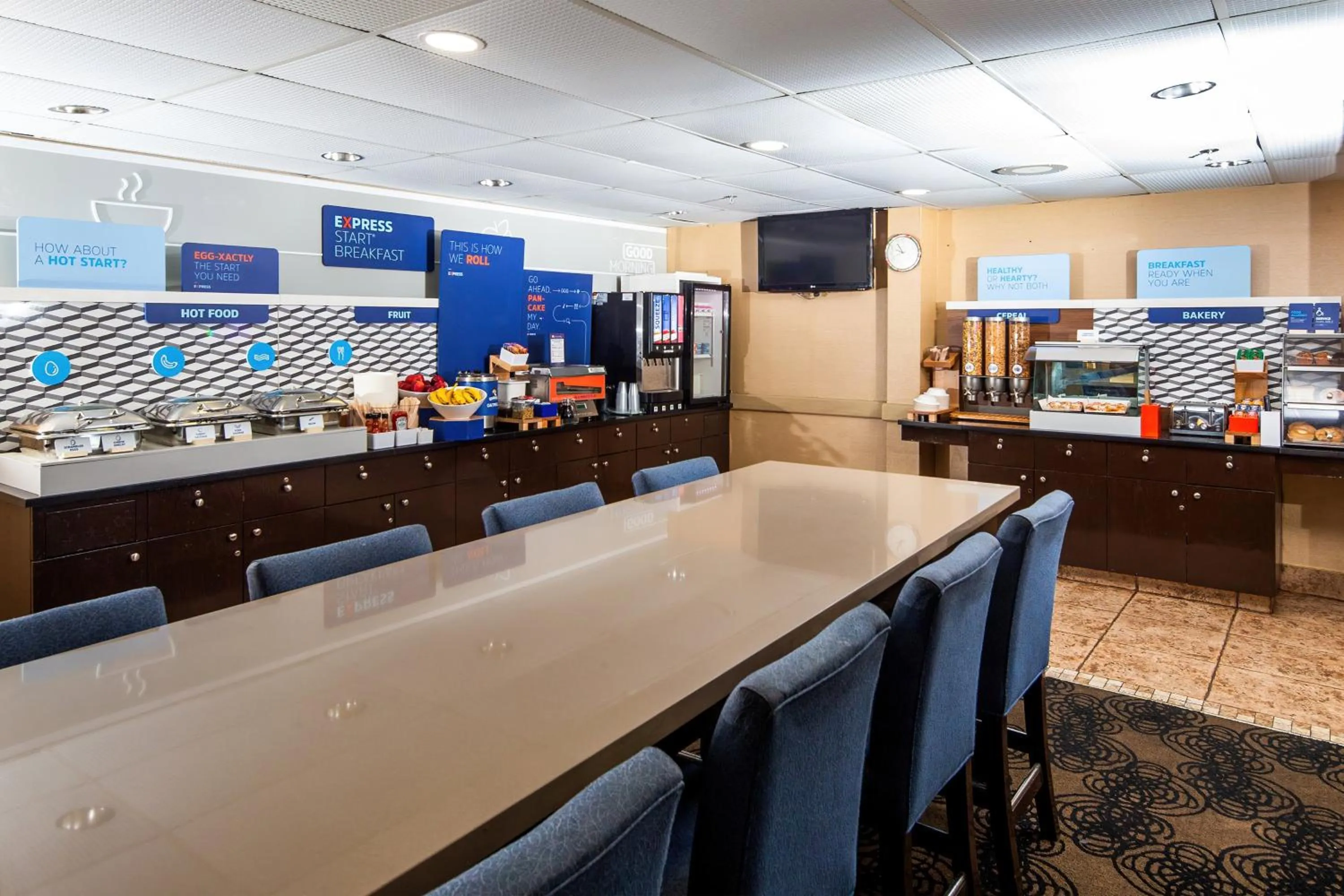 Breakfast in Holiday Inn Express Red Deer by IHG