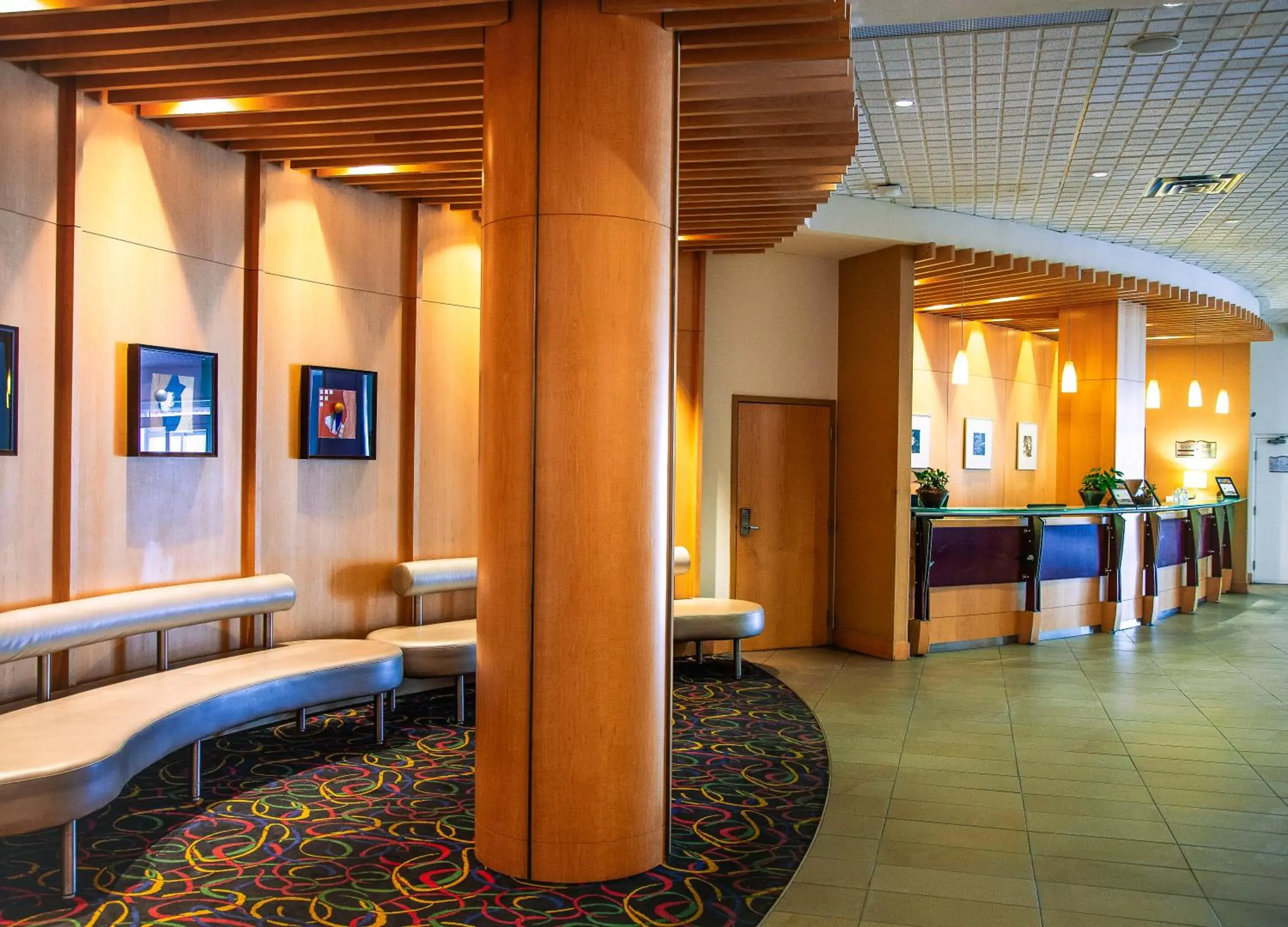Lobby or reception in iHOTEL & Conference Centre Red Deer Lobby or reception in iHOTEL & Conference Centre Red Deer