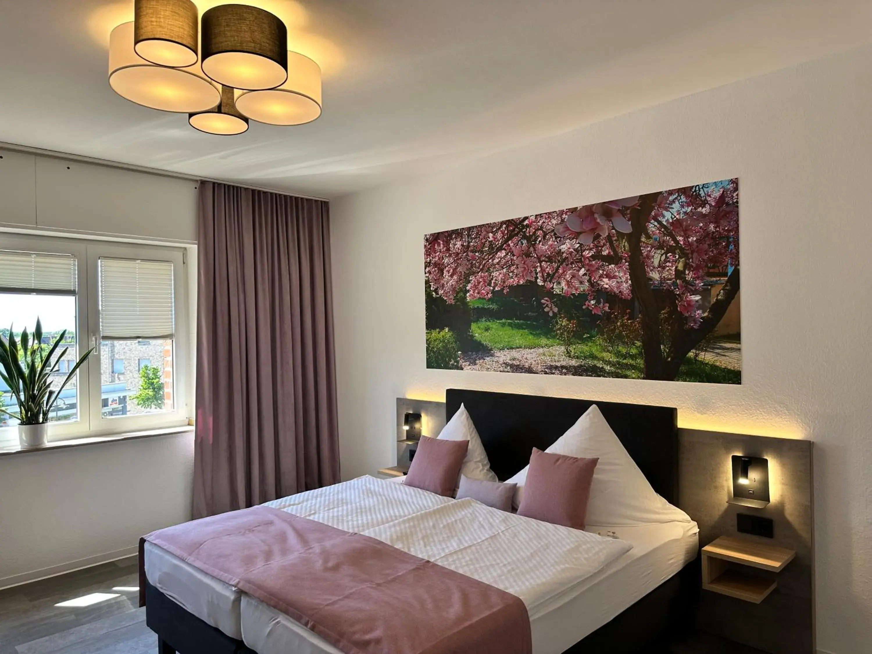 Bedroom, Bed in an Hotel Bedroom, Bed in an Hotel