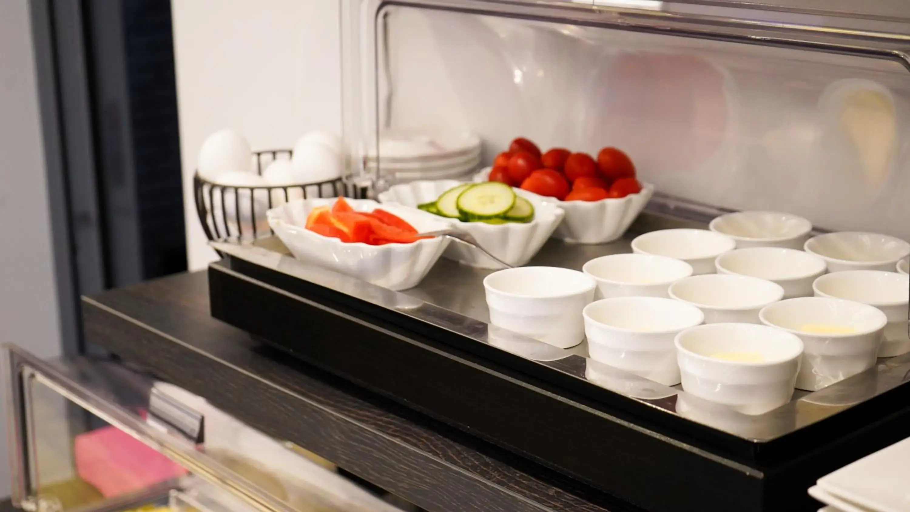 Breakfast in an Hotel GmbH Breakfast in an Hotel GmbH