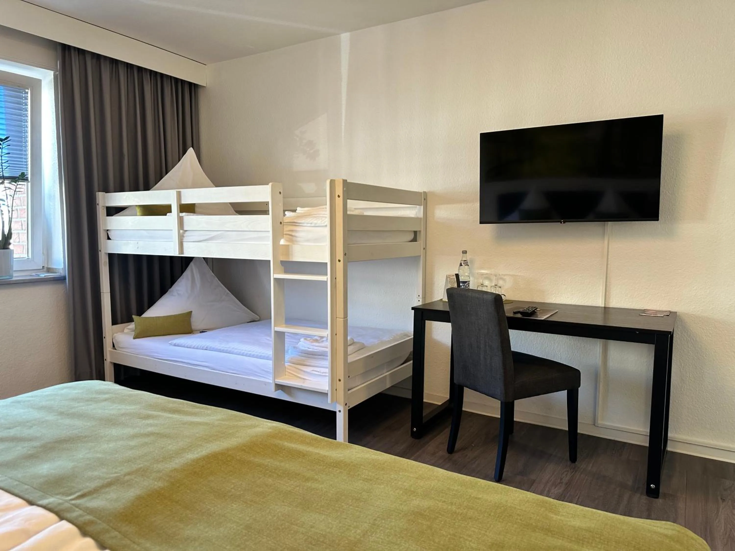 Bedroom, Bed in an Hotel