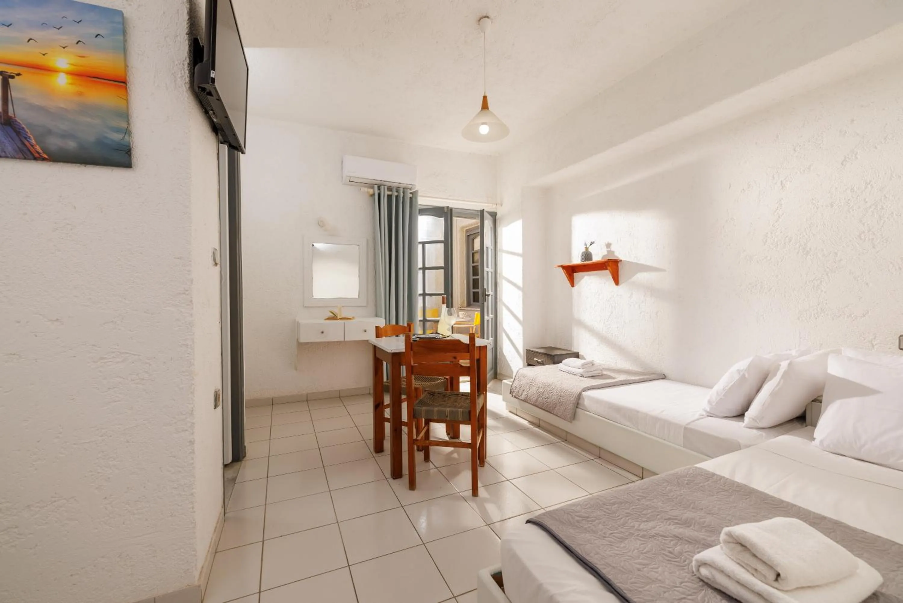 Bed in Kings Hersonissos Hotel