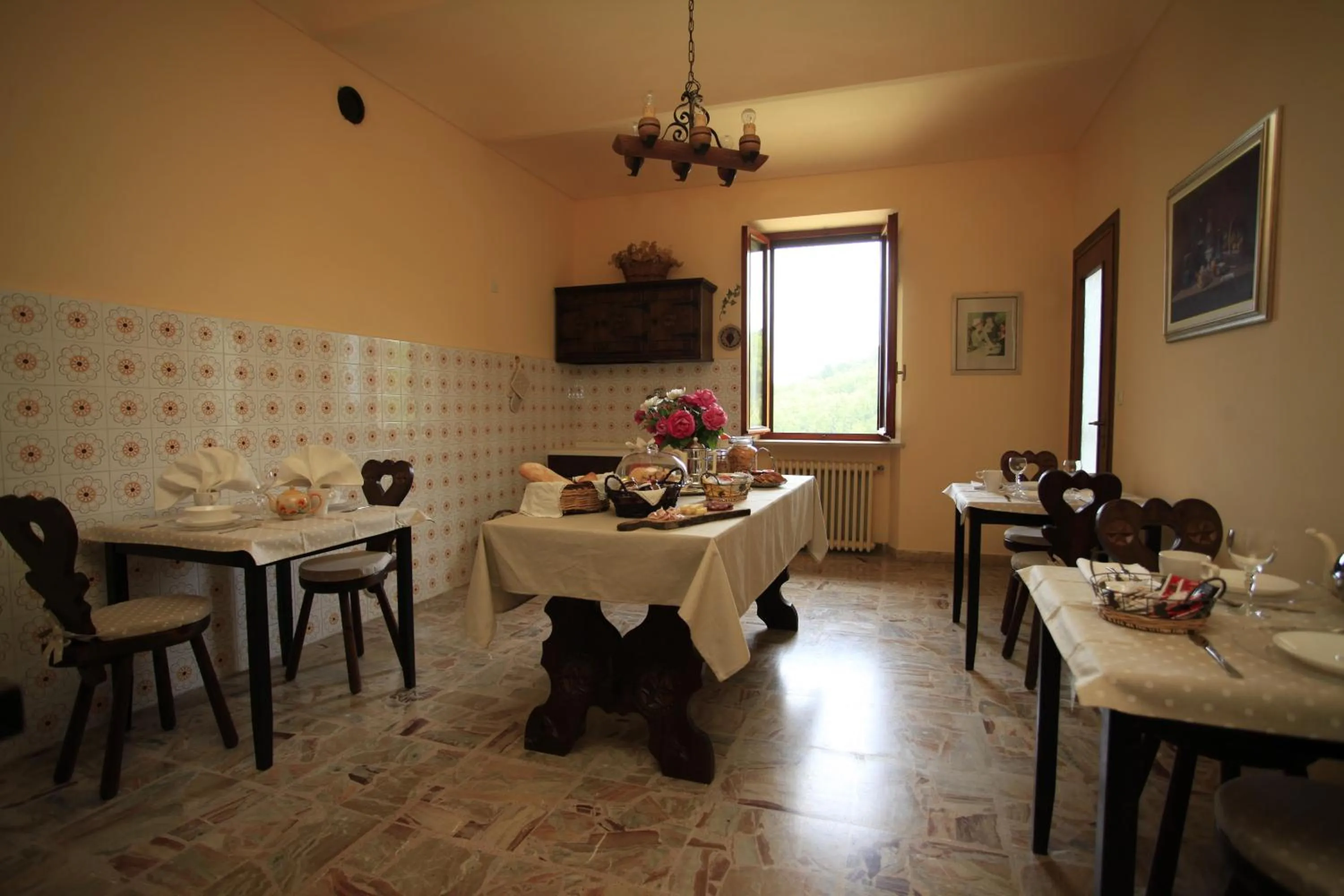 Breakfast in Al Canei B&B