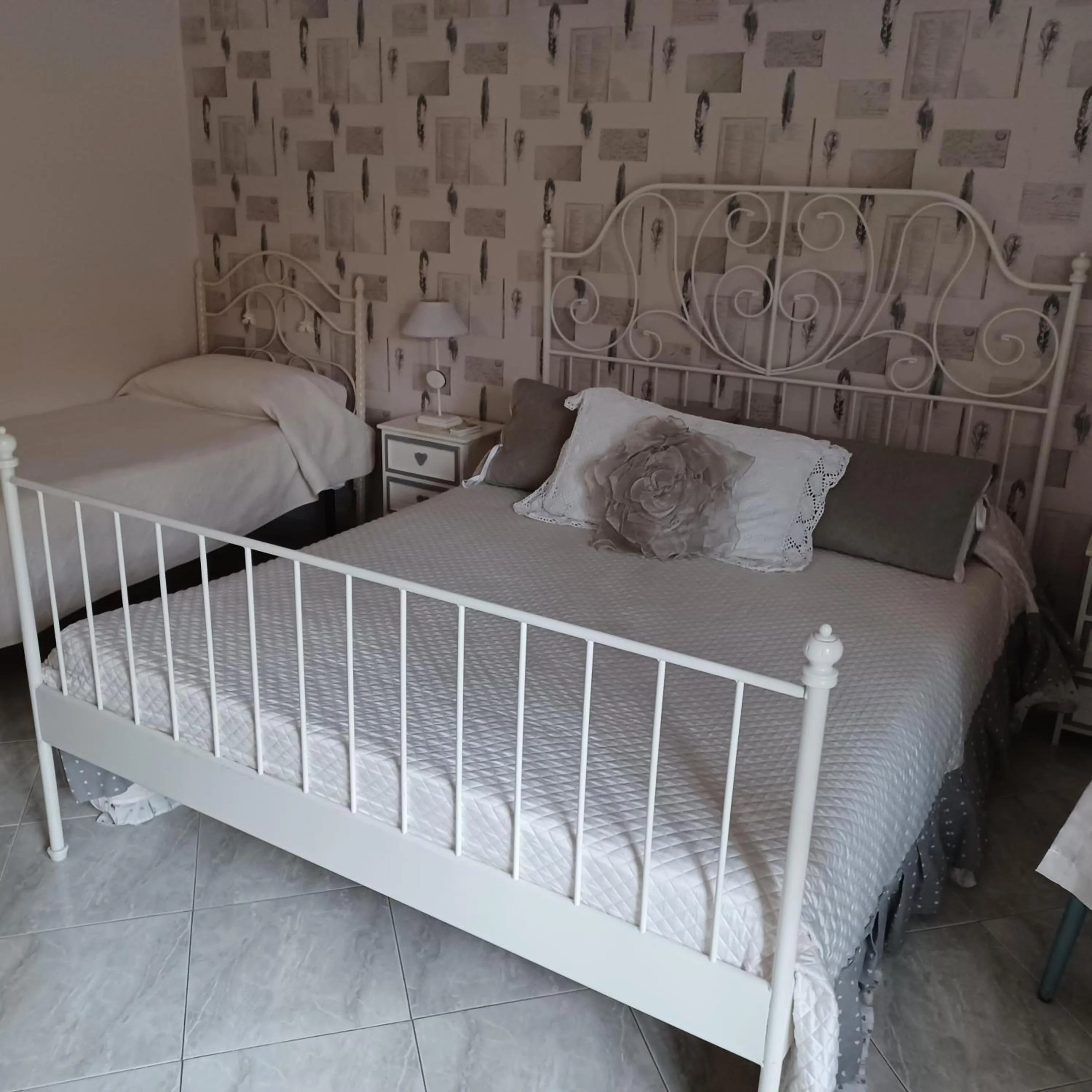 Photo of the whole room, Bed in La Corte delle Vanità