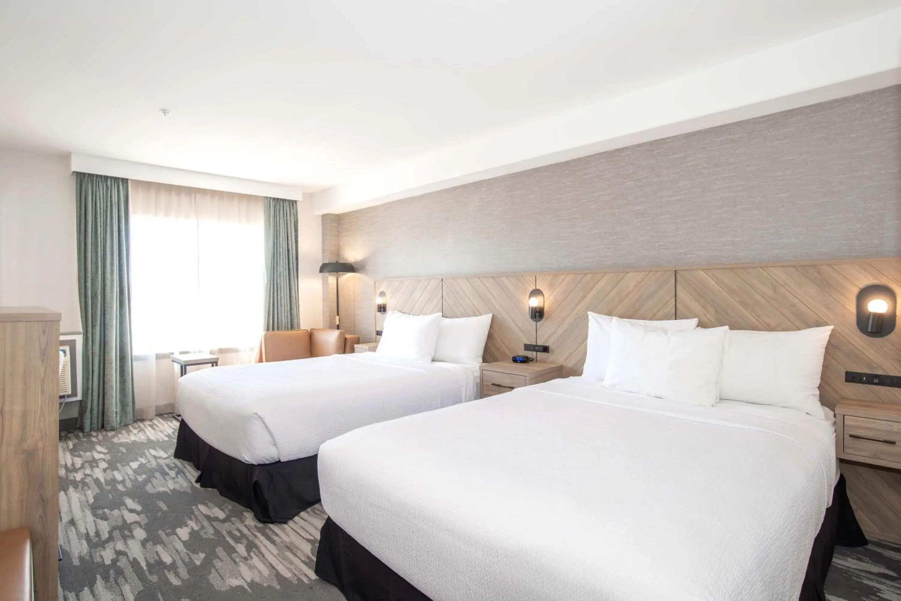 Photo of the whole room, Bed in Sandman Hotel & Suites Regina Photo of the whole room, Bed in Sandman Hotel & Suites Regina