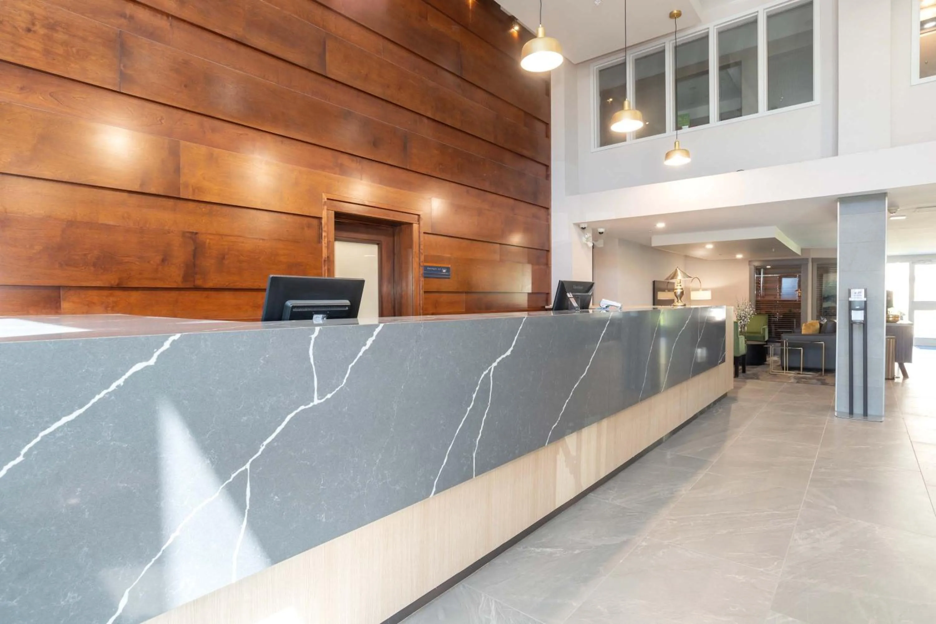 Facade/entrance in Sandman Hotel & Suites Regina