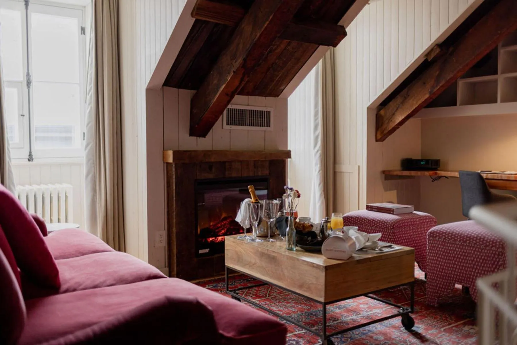Seating area in Auberge Saint-Antoine