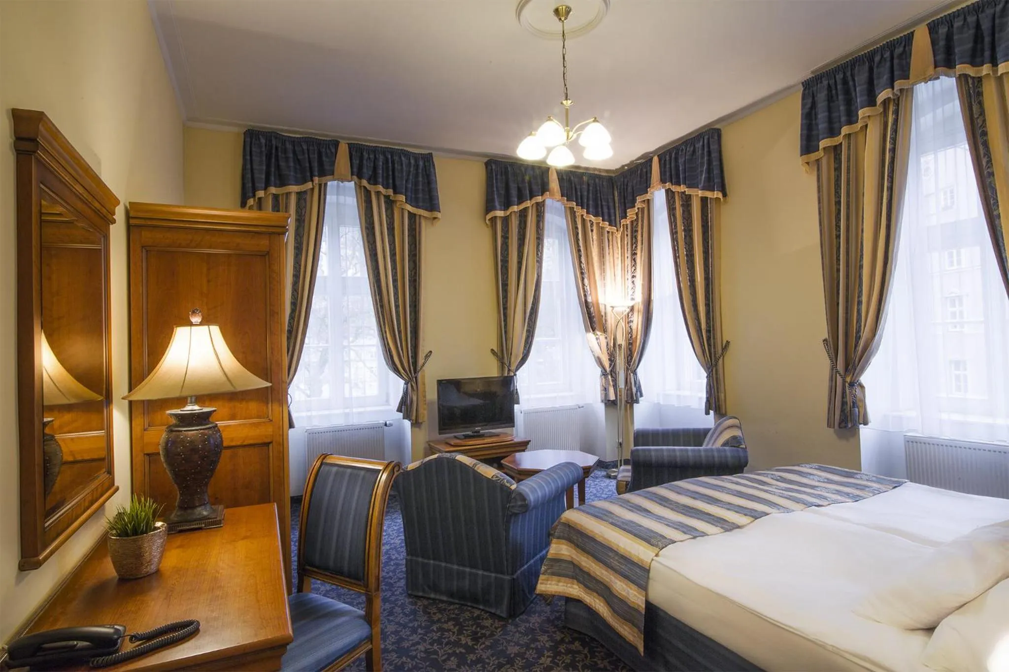 Bedroom, Bed in Hotel Ontario