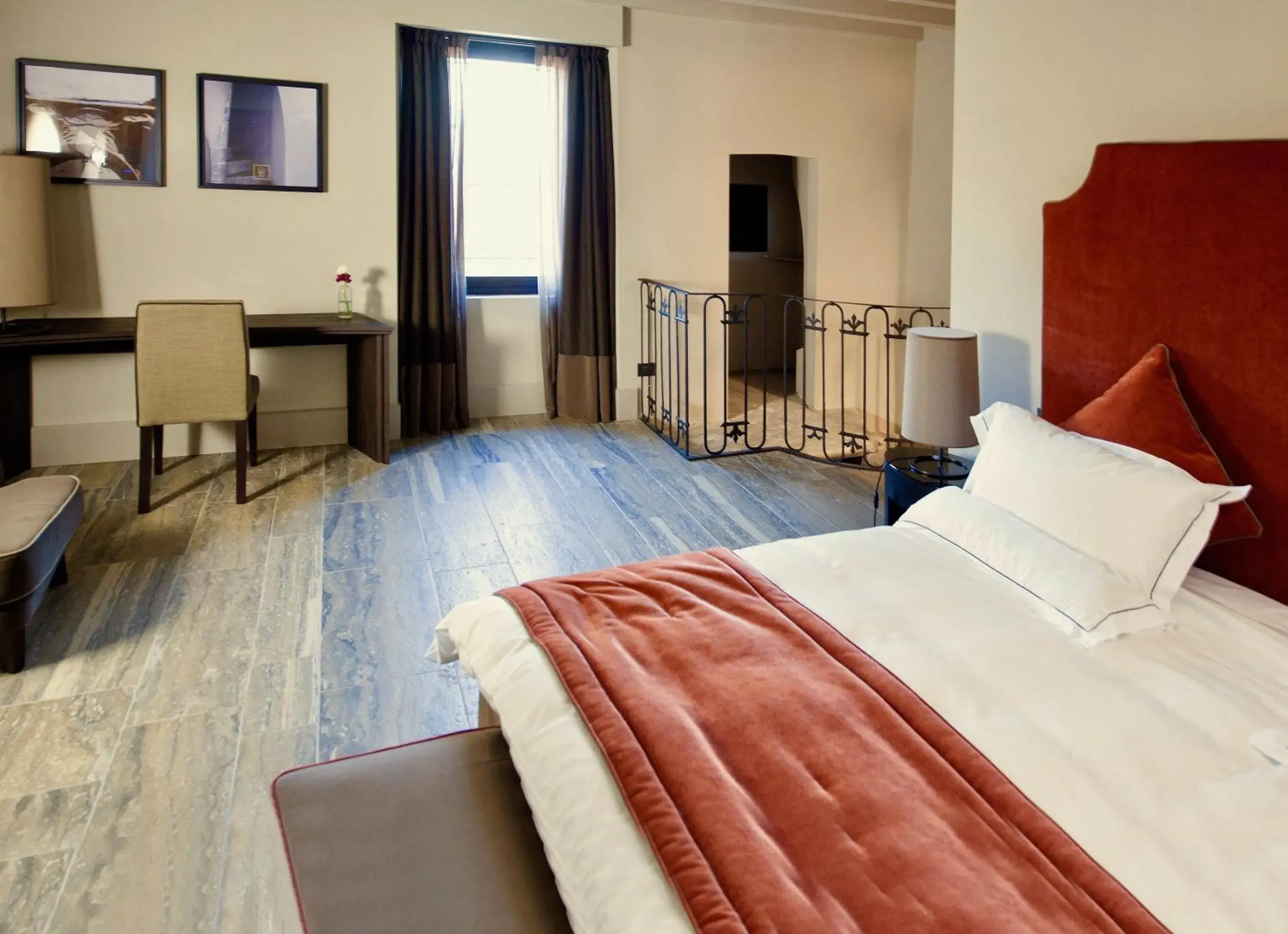 Deluxe King Room in Podere Castel Merlo Resort Deluxe King Room in Podere Castel Merlo Resort