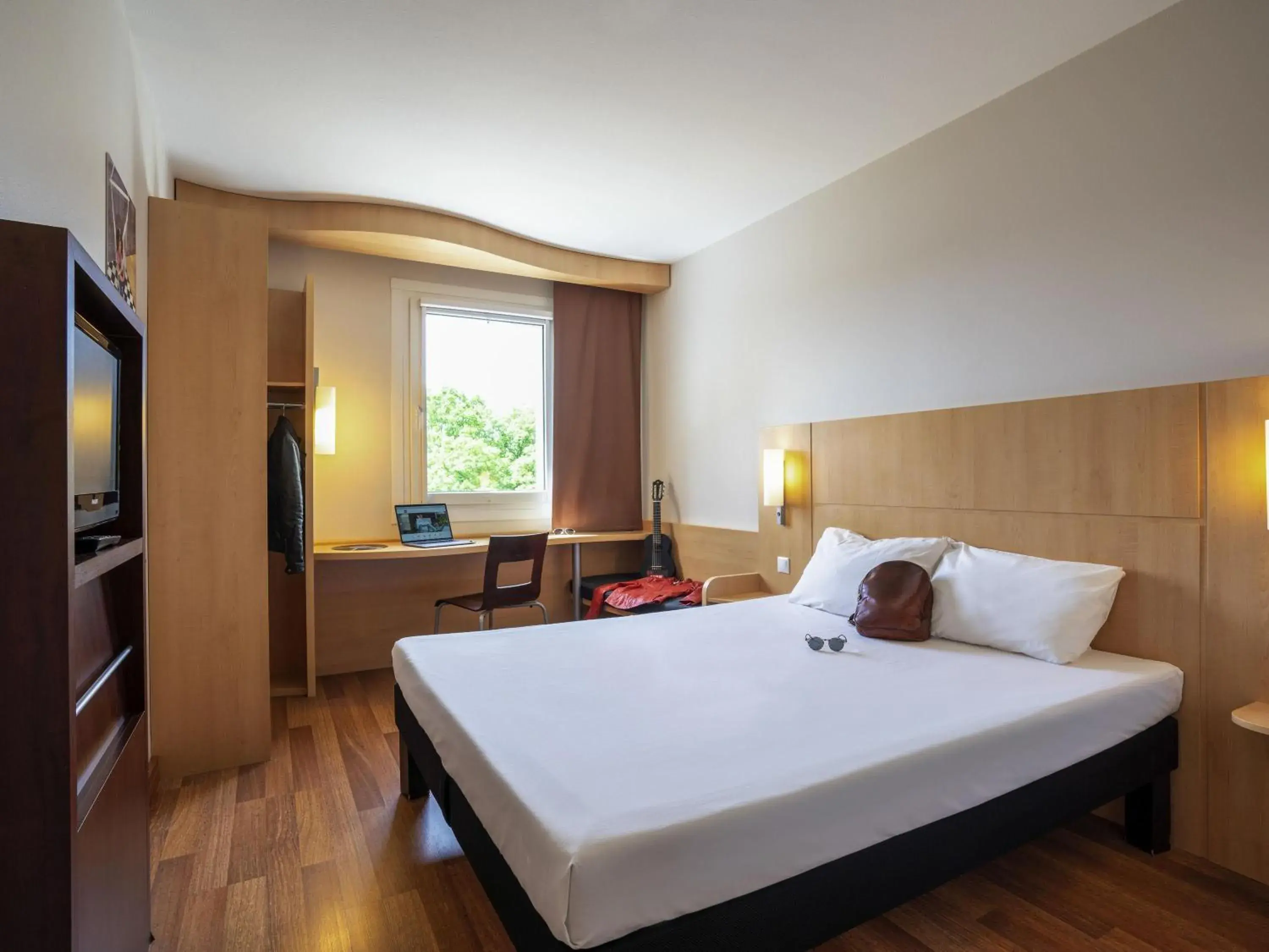 Bedroom, Bed in Ibis Hotel Plzeň Bedroom, Bed in Ibis Hotel Plzeň