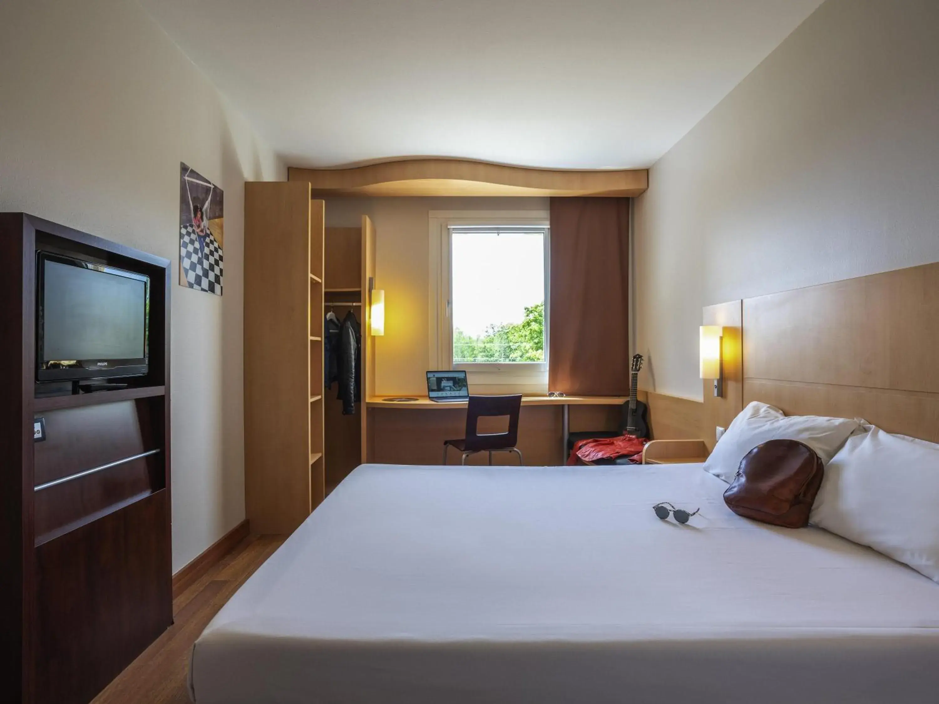 Bedroom, Bed in Ibis Hotel Plzeň Bedroom, Bed in Ibis Hotel Plzeň