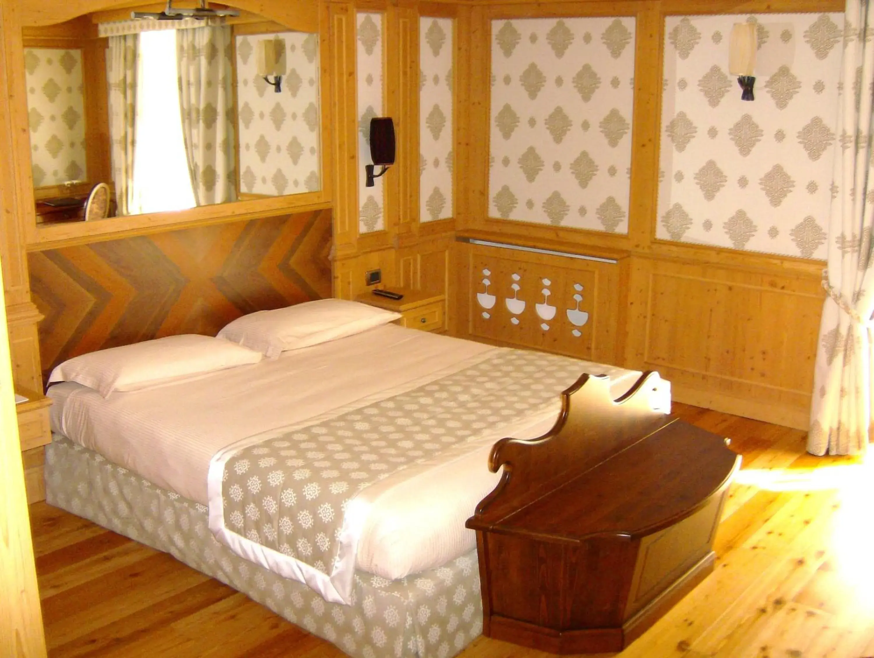 Bed in Cristal Palace Hotel Bed in Cristal Palace Hotel