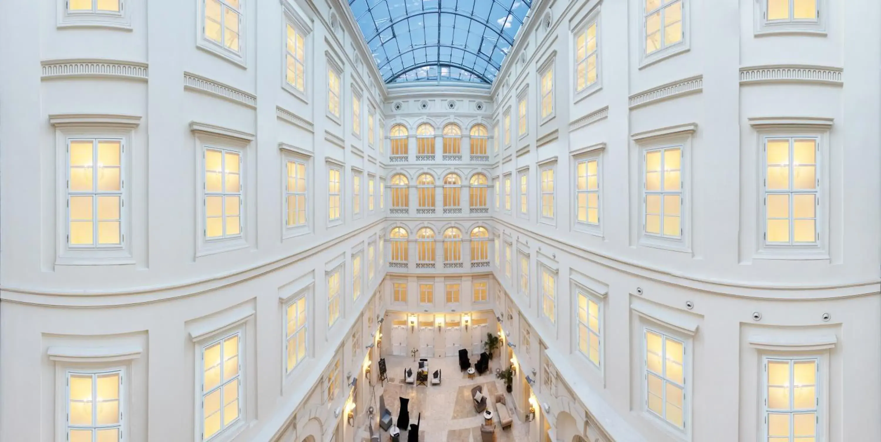 Restaurant/places to eat in Grand Palace Brno - Czech Leading Hotels Restaurant/places to eat in Grand Palace Brno - Czech Leading Hotels