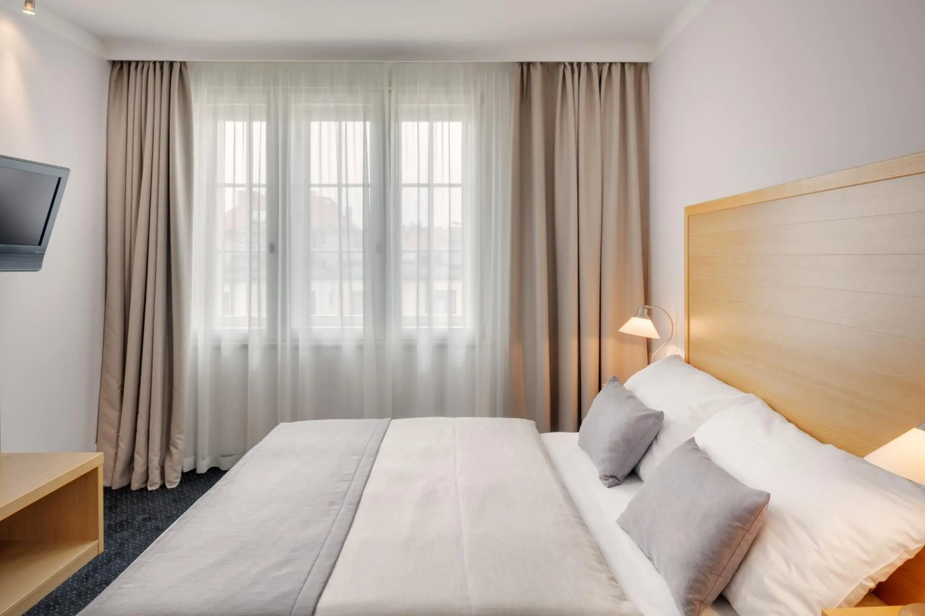 Standard Double or Twin Room in Hotel Clement Standard Double or Twin Room in Hotel Clement