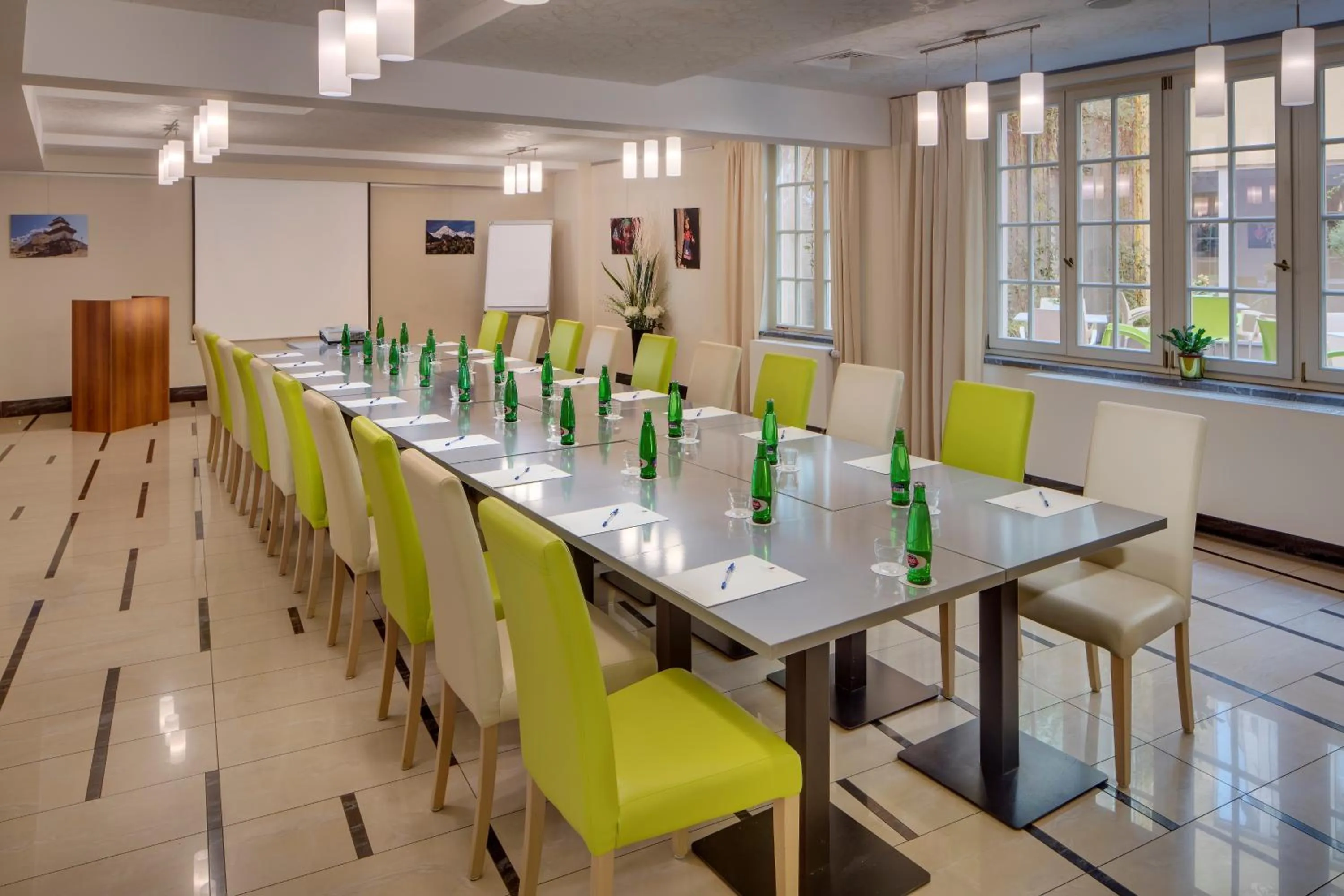 Meeting/conference room in Hotel Clement