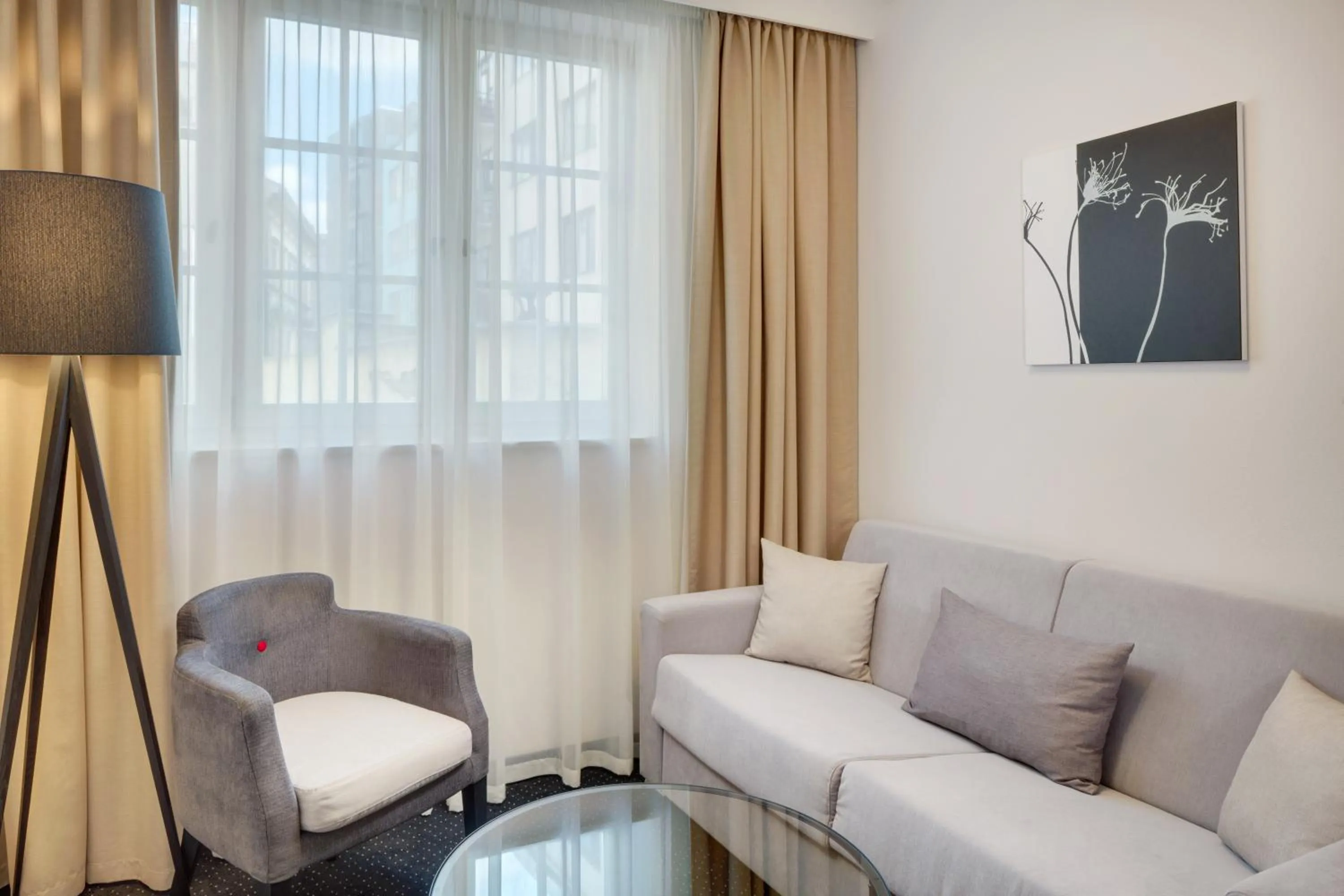 Seating area in Hotel Clement