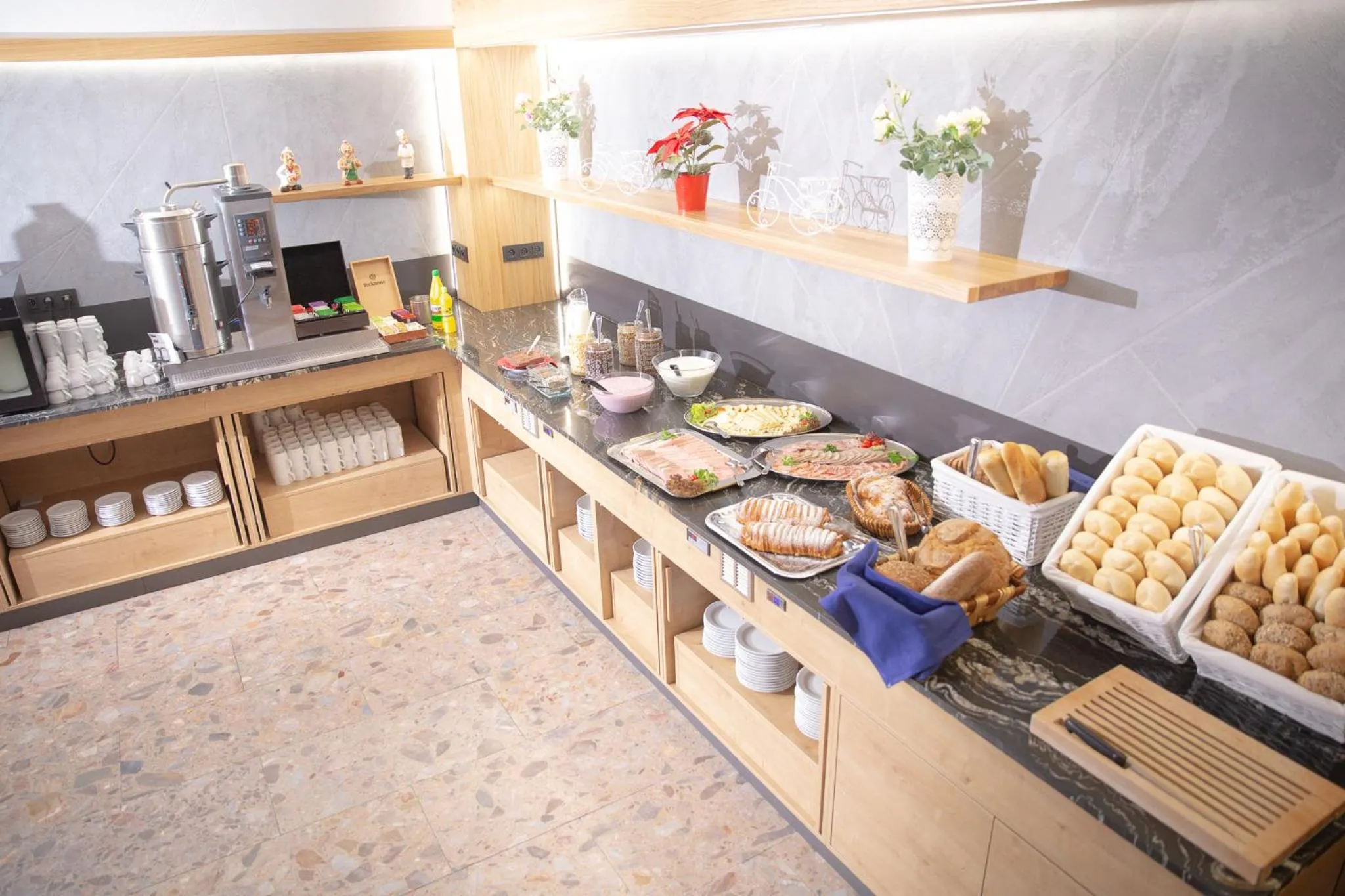 Food and drinks in Wellness Hotel Astra