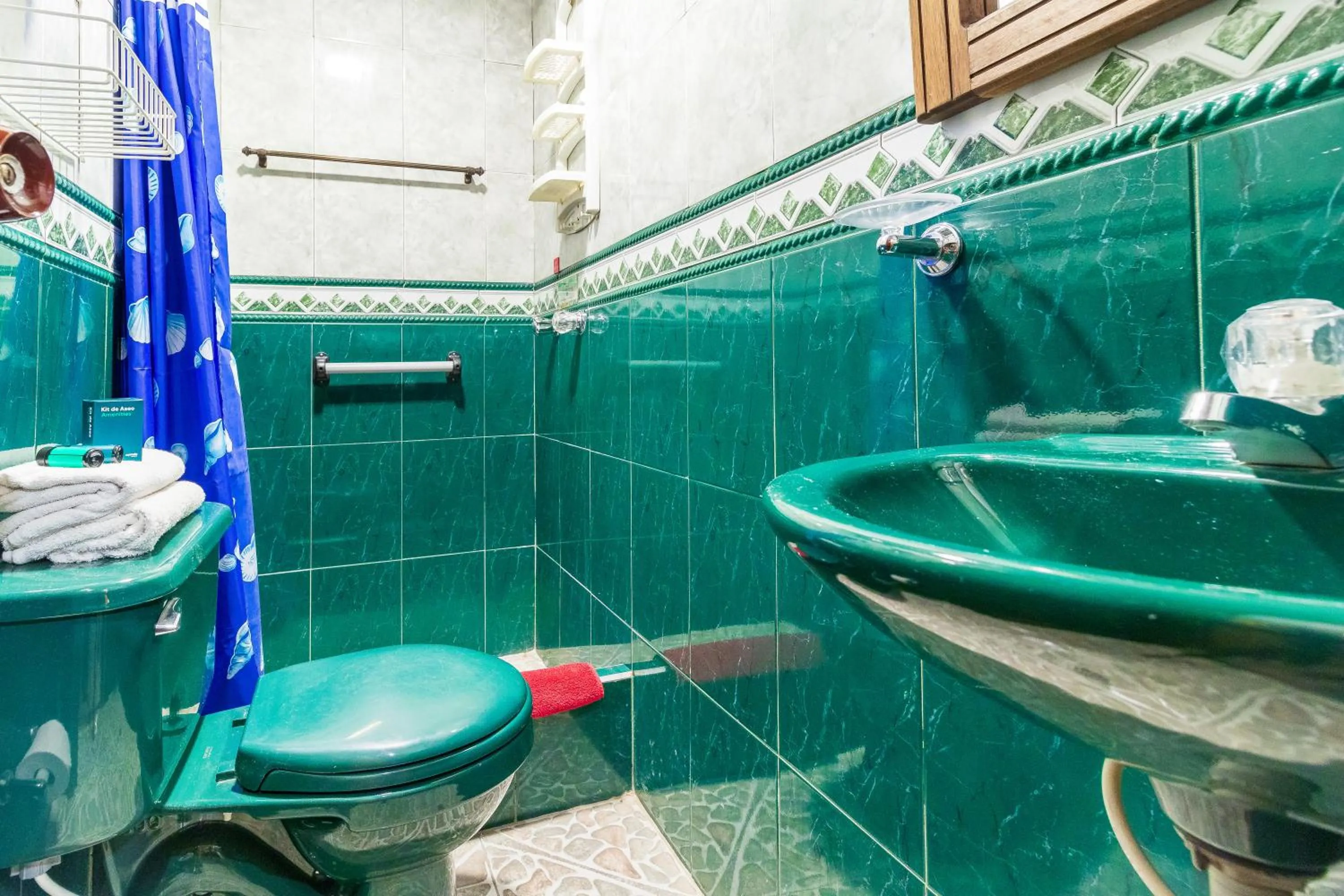 Bathroom in Casa Candilejas