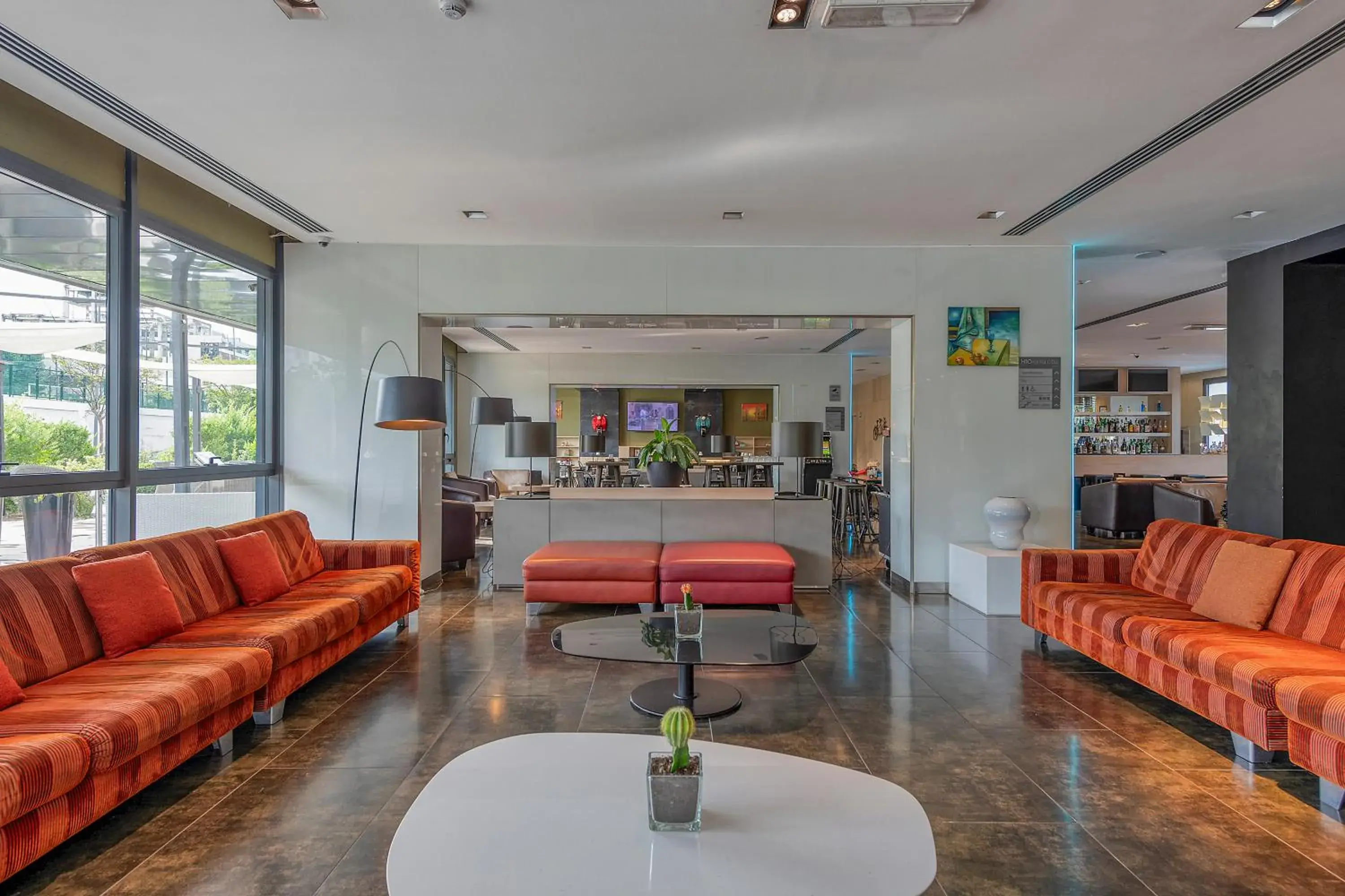 Lobby or reception in H10 Roma Città Lobby or reception in H10 Roma Città