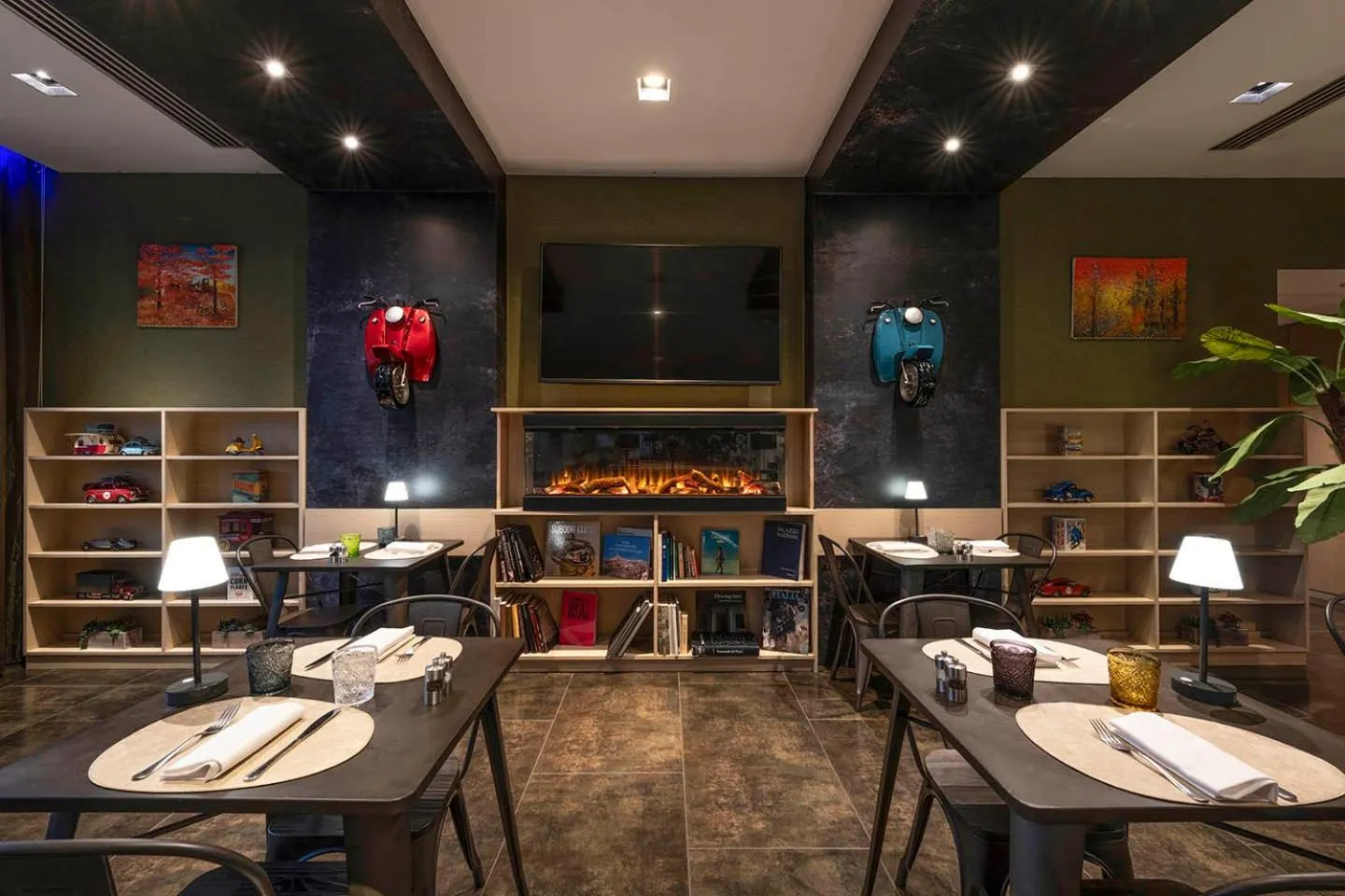 Restaurant/places to eat in H10 Roma Città