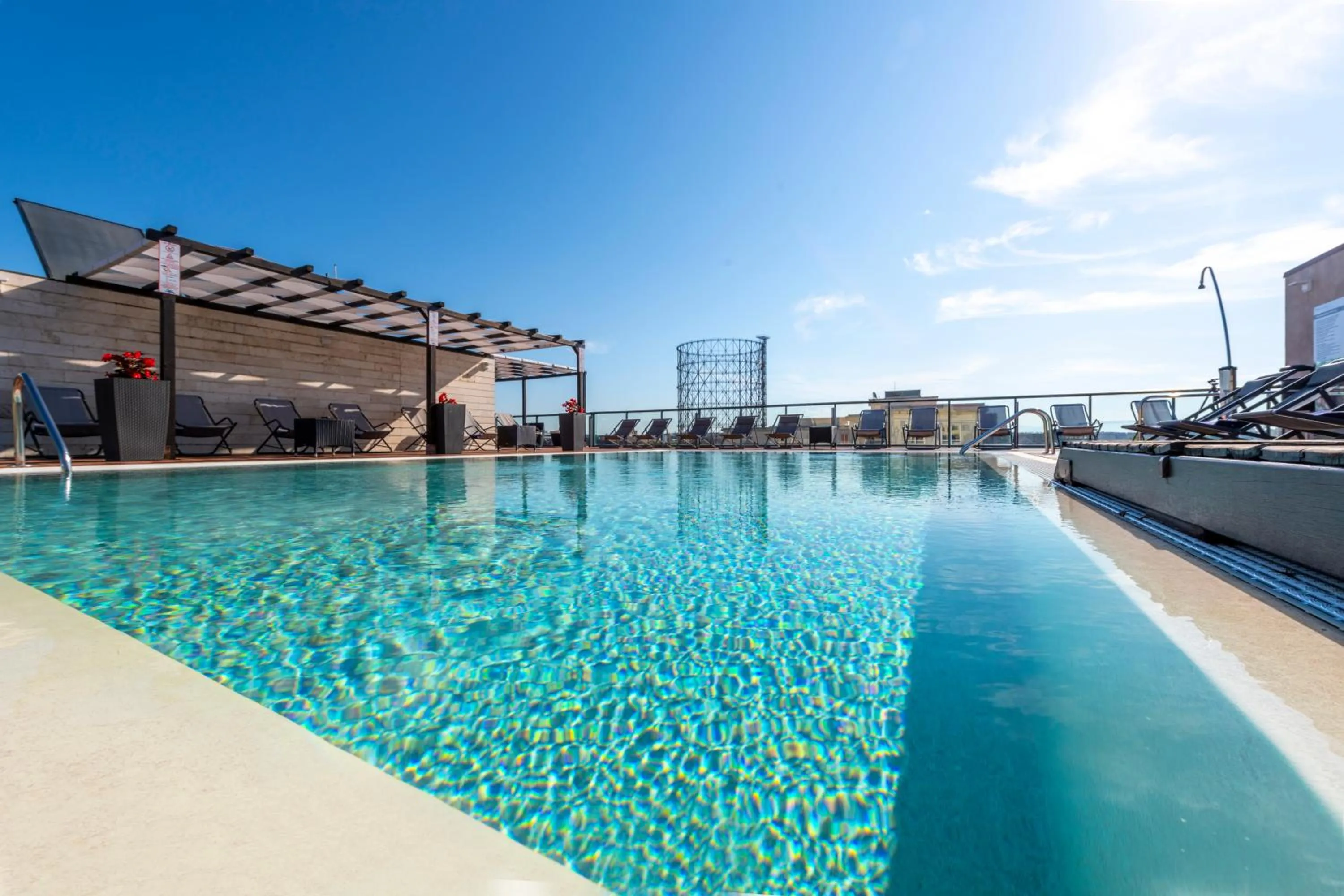 Swimming pool in H10 Roma Città